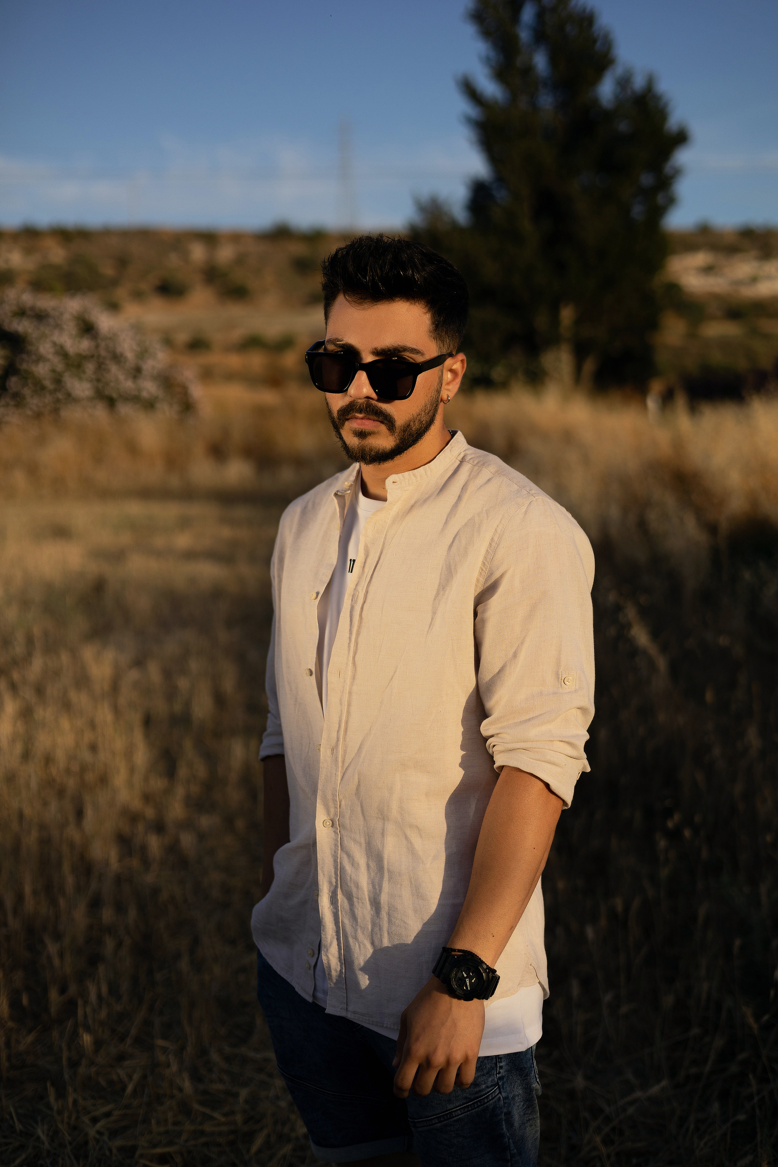 Modern Calm — Outdoor Male Portraits in Golden Light | Stylish, Minimal & Cinematic. Kristina Kozheltsova- Soulful Portrait&Lifestyle&Love Story Photographer in Leipzig, Germany