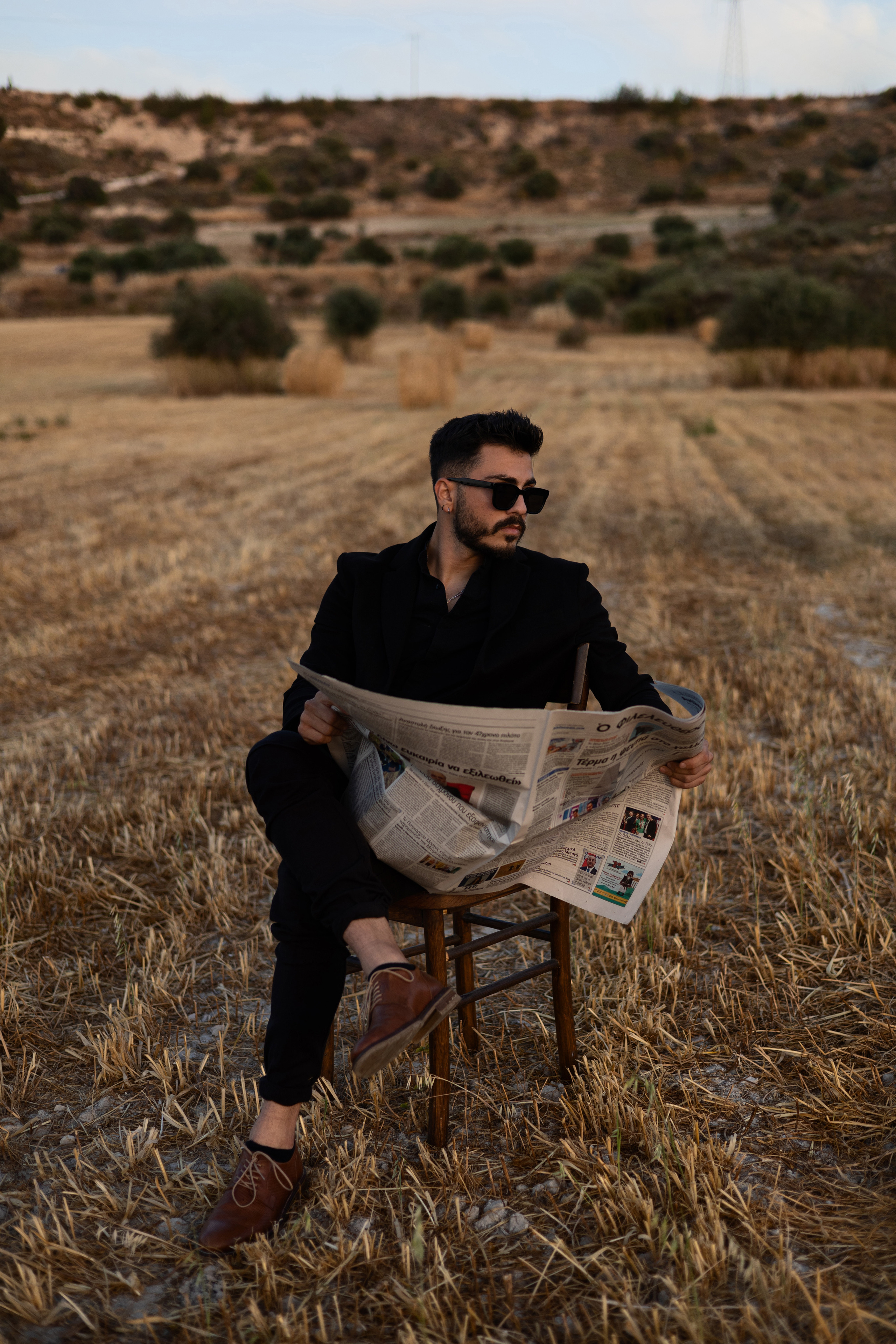 Modern Calm — Outdoor Male Portraits in Golden Light | Stylish, Minimal & Cinematic. Kristina Kozheltsova- Soulful Portrait&Lifestyle&Love Story Photographer in Leipzig, Germany