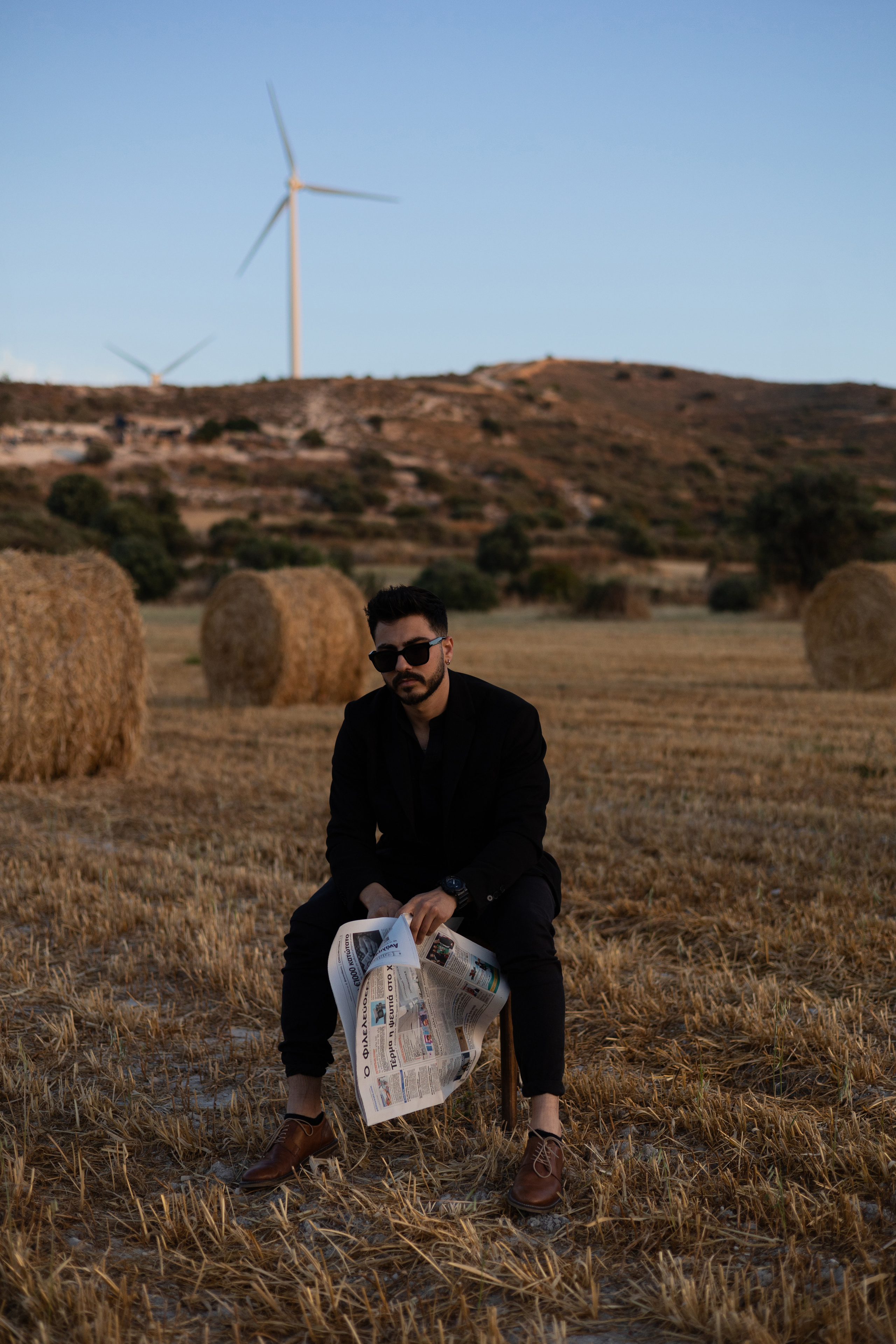 Modern Calm — Outdoor Male Portraits in Golden Light | Stylish, Minimal & Cinematic. Kristina Kozheltsova- Soulful Portrait&Lifestyle&Love Story Photographer in Leipzig, Germany