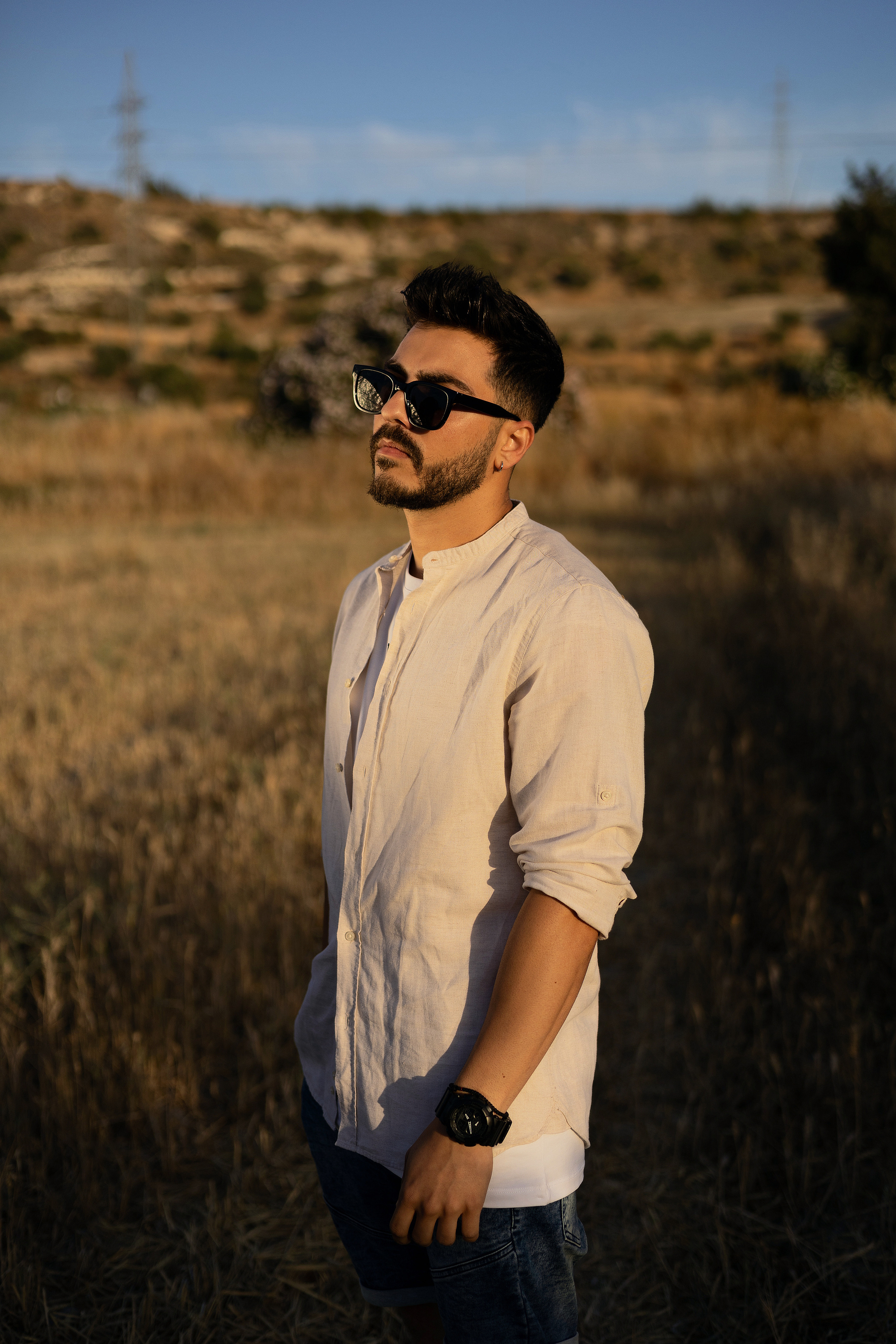 Modern Calm — Outdoor Male Portraits in Golden Light | Stylish, Minimal & Cinematic. Kristina Kozheltsova- Soulful Portrait&Lifestyle&Love Story Photographer in Leipzig, Germany