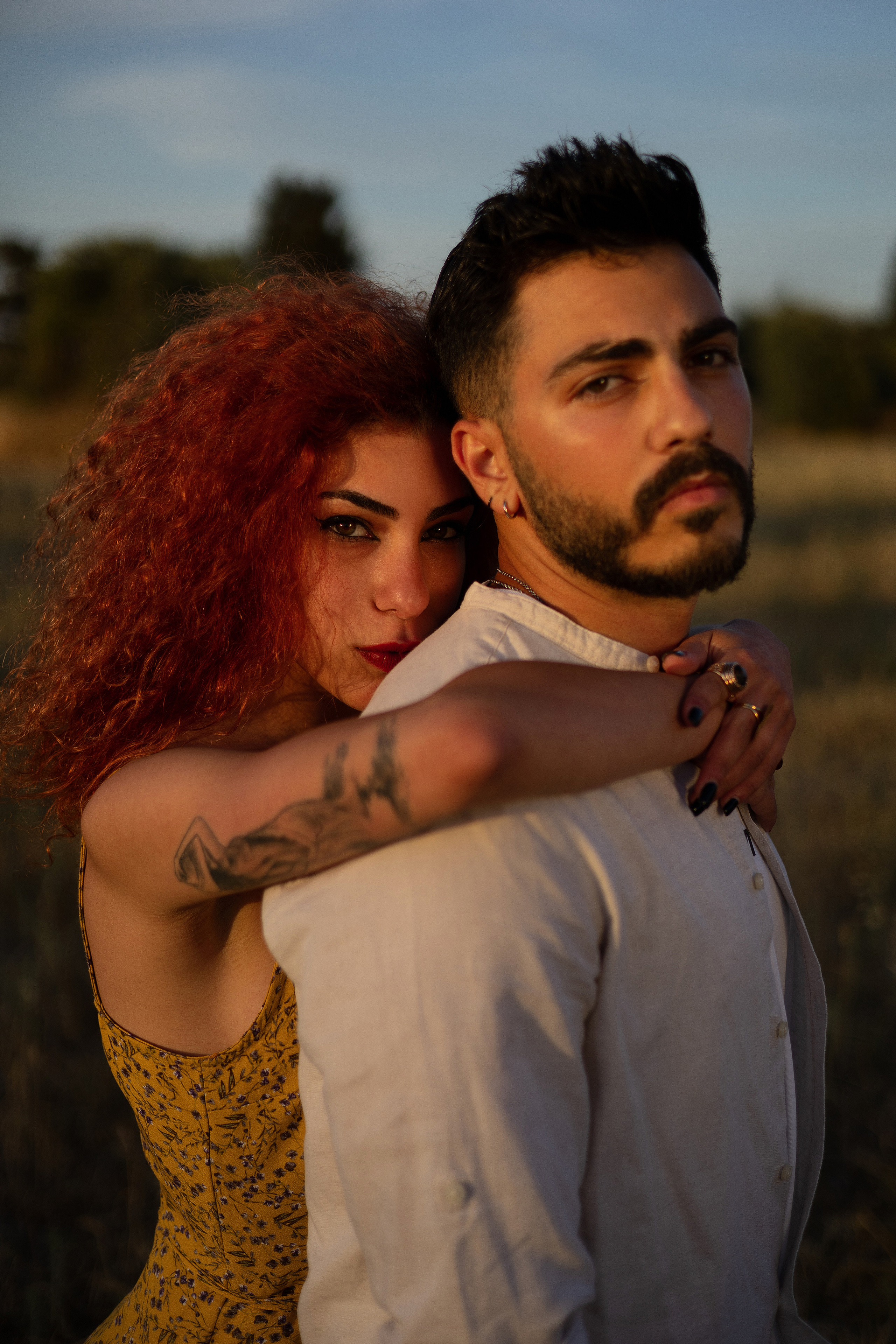Golden Connection — Couple Photoshoot Outdoors | Warm, Natural & Cinematic. Kristina Kozheltsova- Soulful Portrait&Lifestyle&Love Story Photographer in Leipzig, Germany