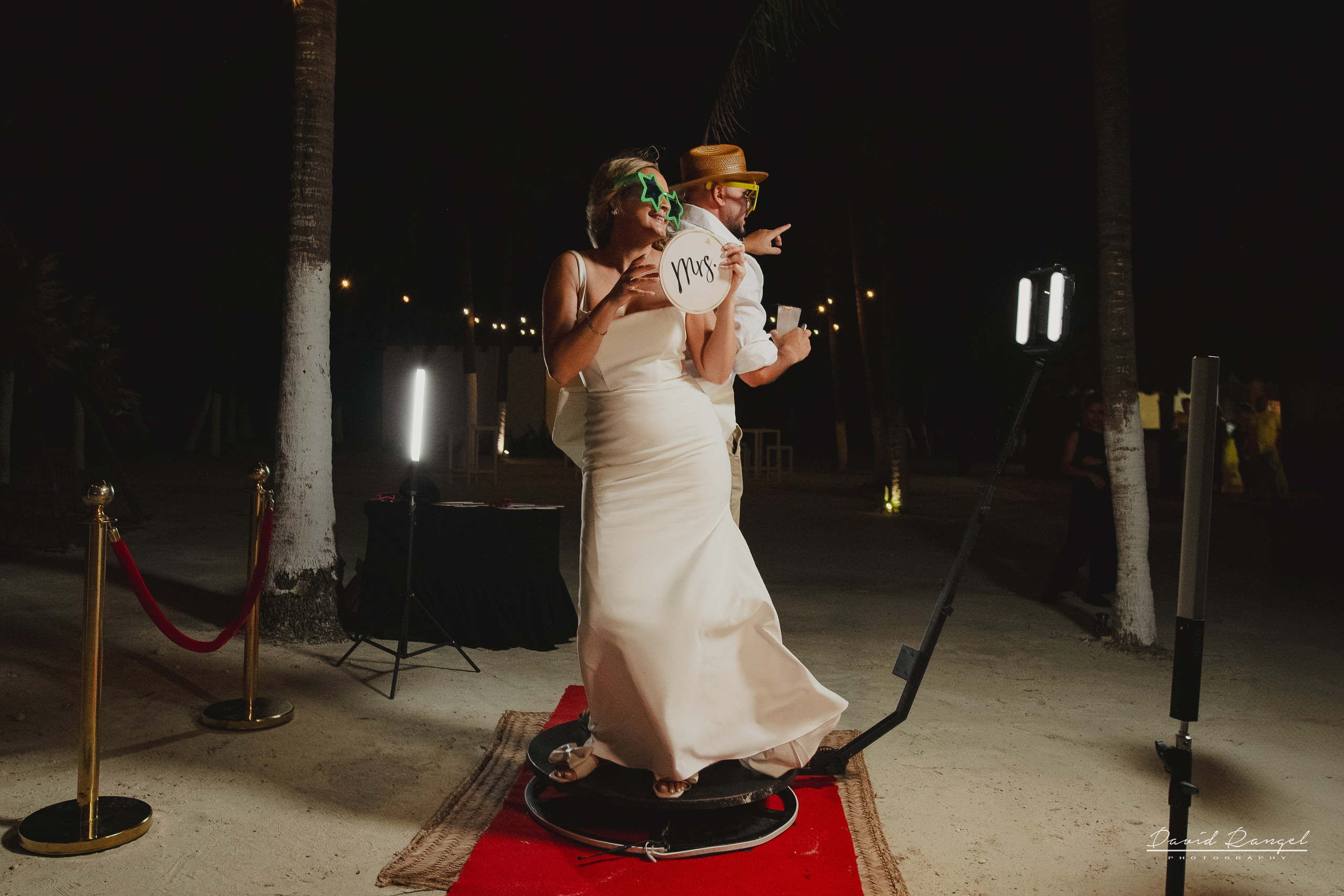 Cristina and Joel’s Wedding at Blue Venado. Destination wedding photographer based in Cancun and Riviera Maya with service worldwide