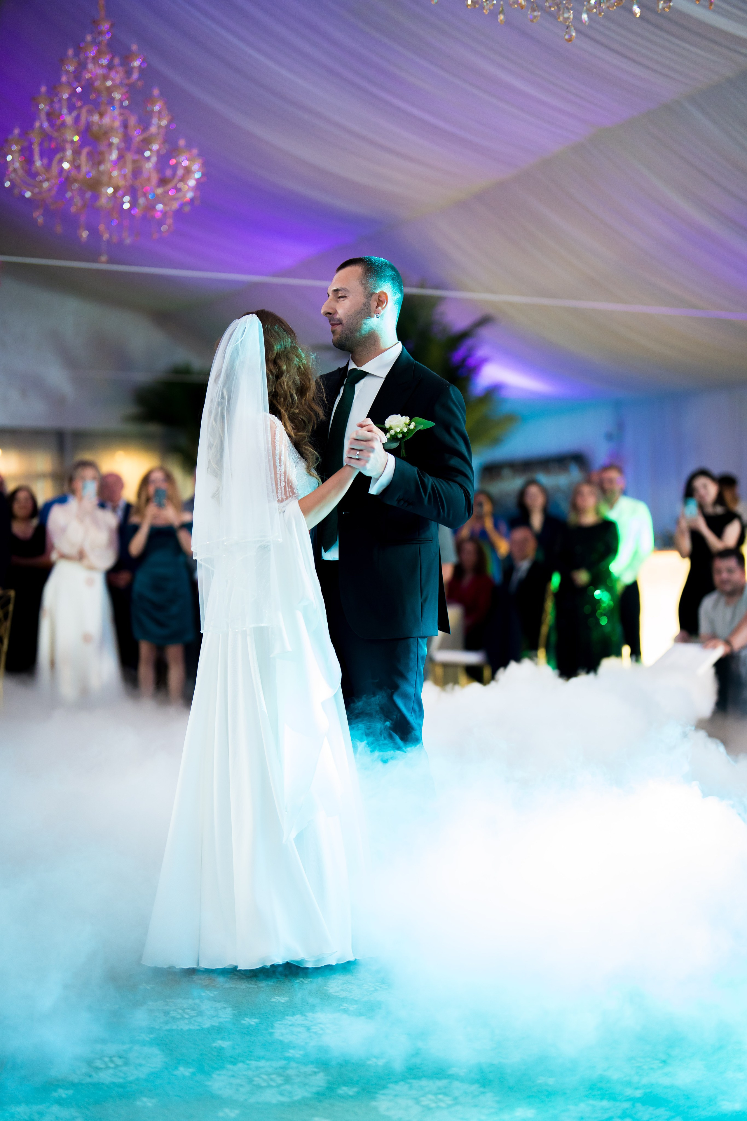 PARTY. Gabriel Florea — Fotograf nuntă București