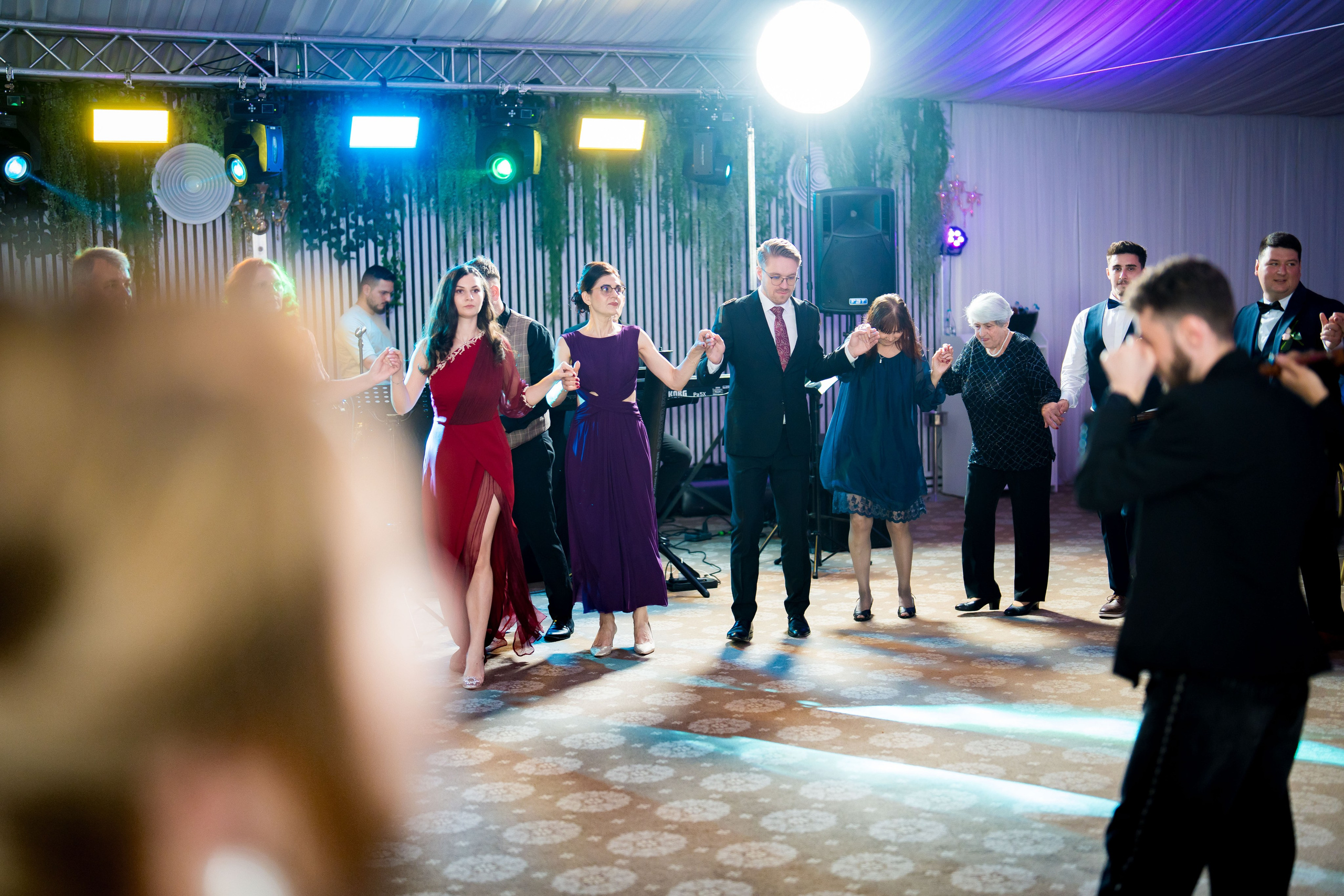 PARTY. Gabriel Florea — Fotograf nuntă București