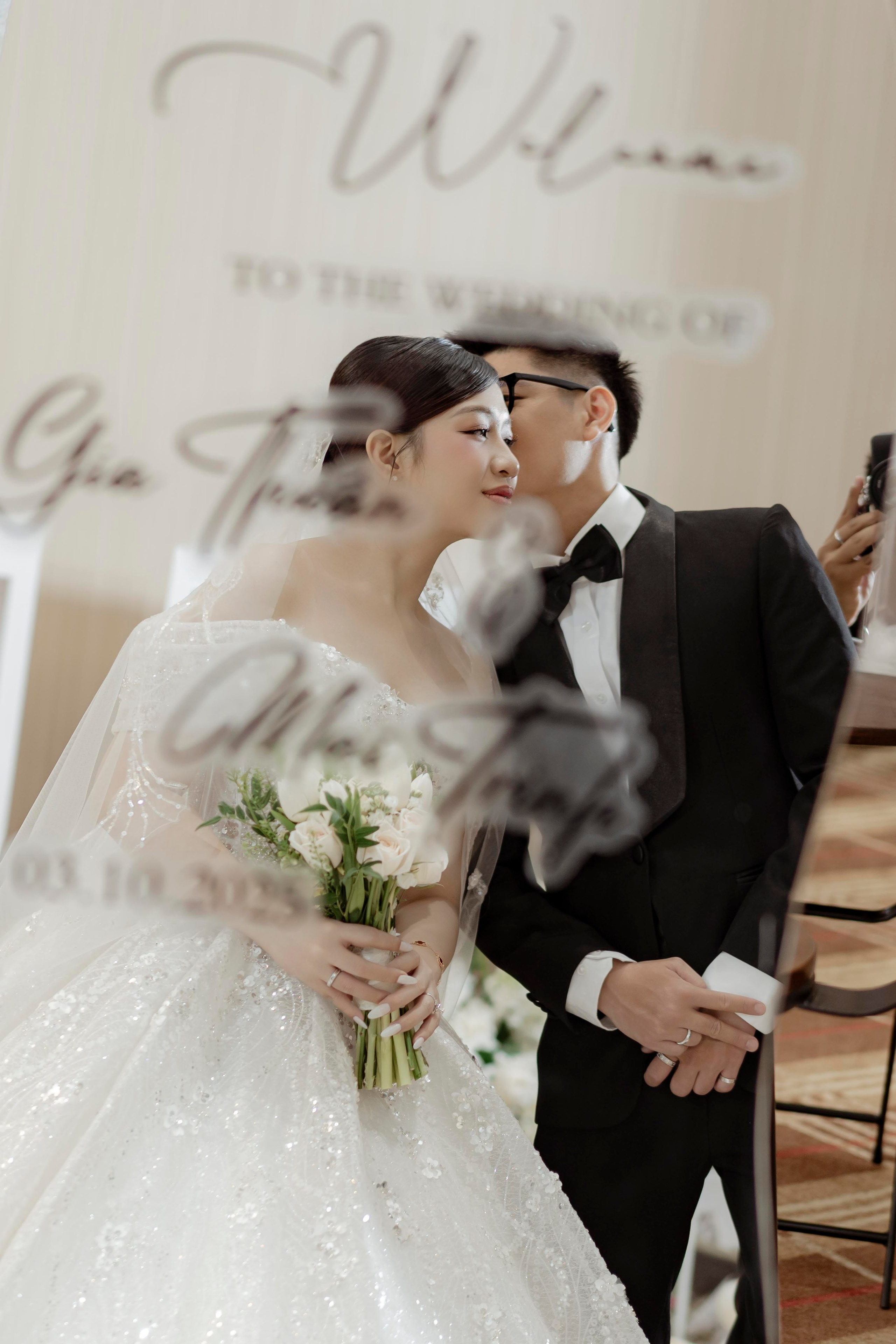 THUAN & TRINH. WEDDING PHOTOGRAPHER IN VIETNAM