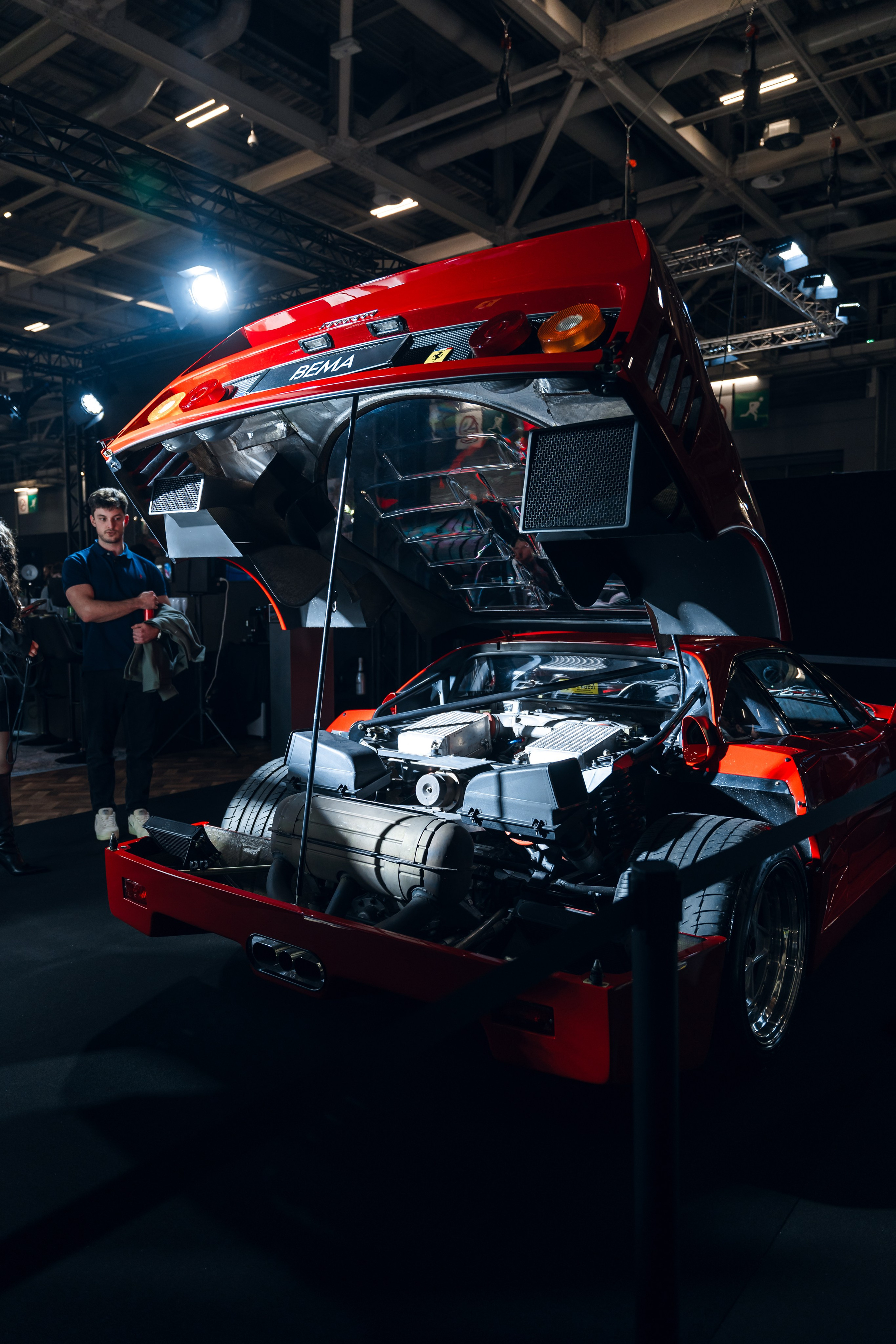 Retromobile 2026. Photographe de voitures à Paris — Vitalii Motruk