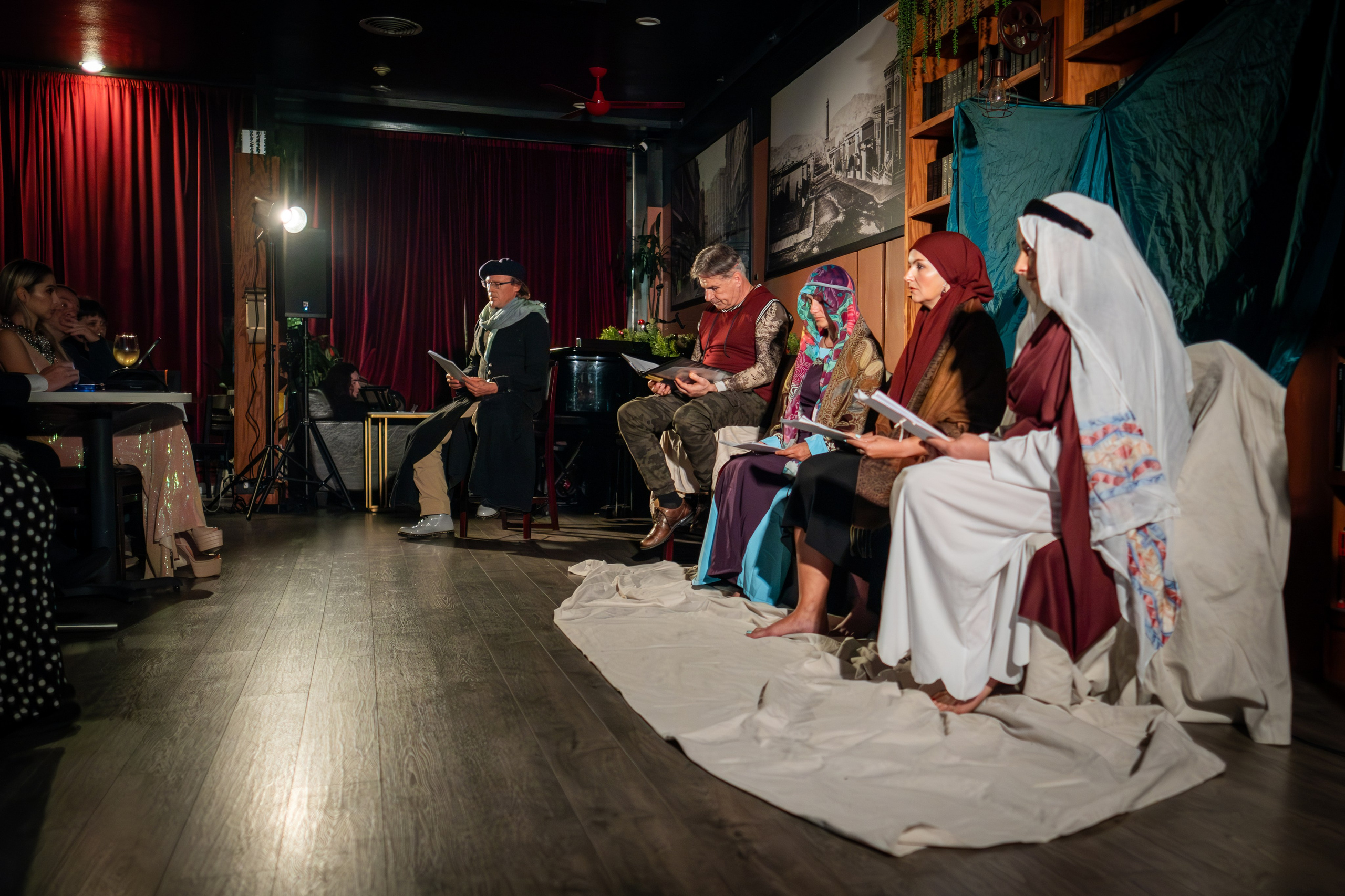 РОЖДЕСТВО / ЖЕНЯ БЕРКОВИЧ. Reportage concert portrait photography in the San Francisco Bay Area