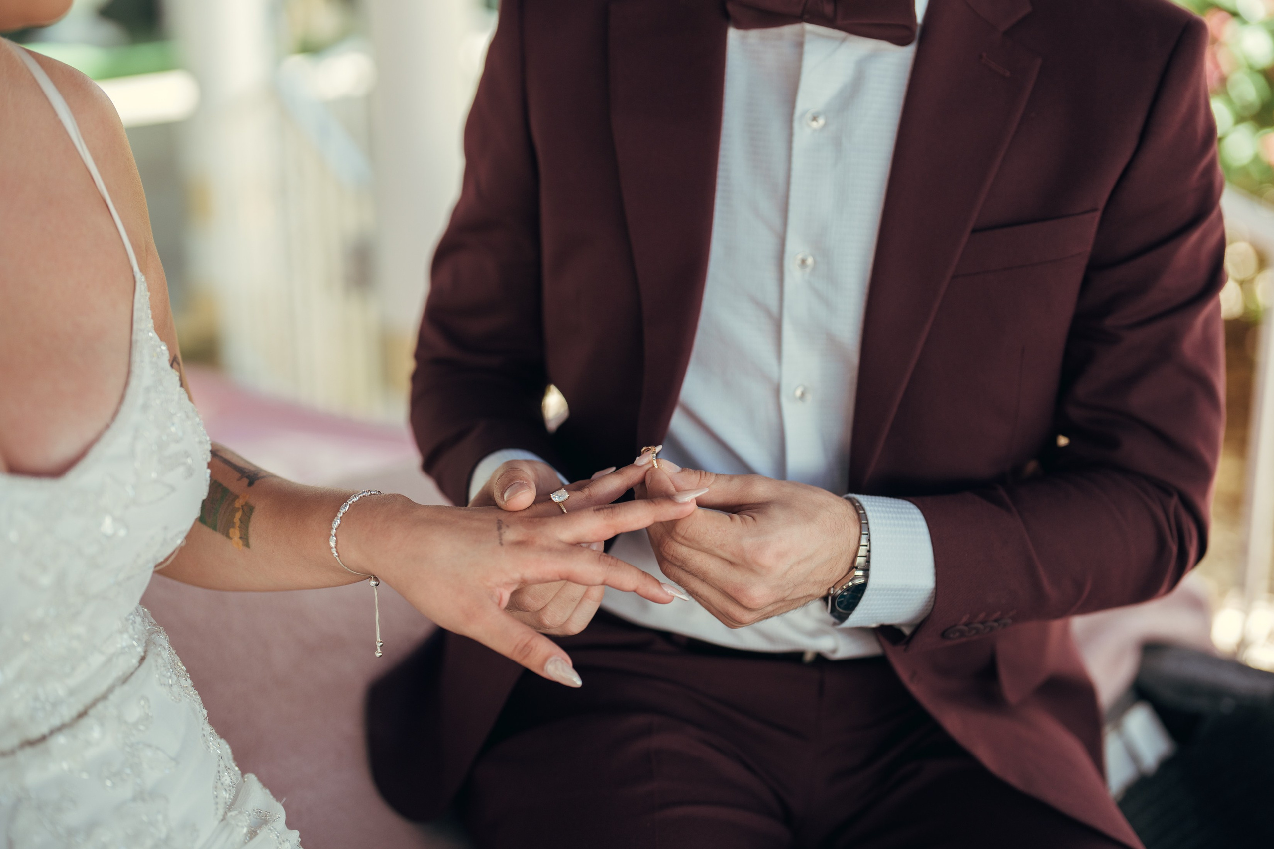 Justin&Sheyla. Wedding & elopement photographer Viktoriya Kravtsov. Las Vegas