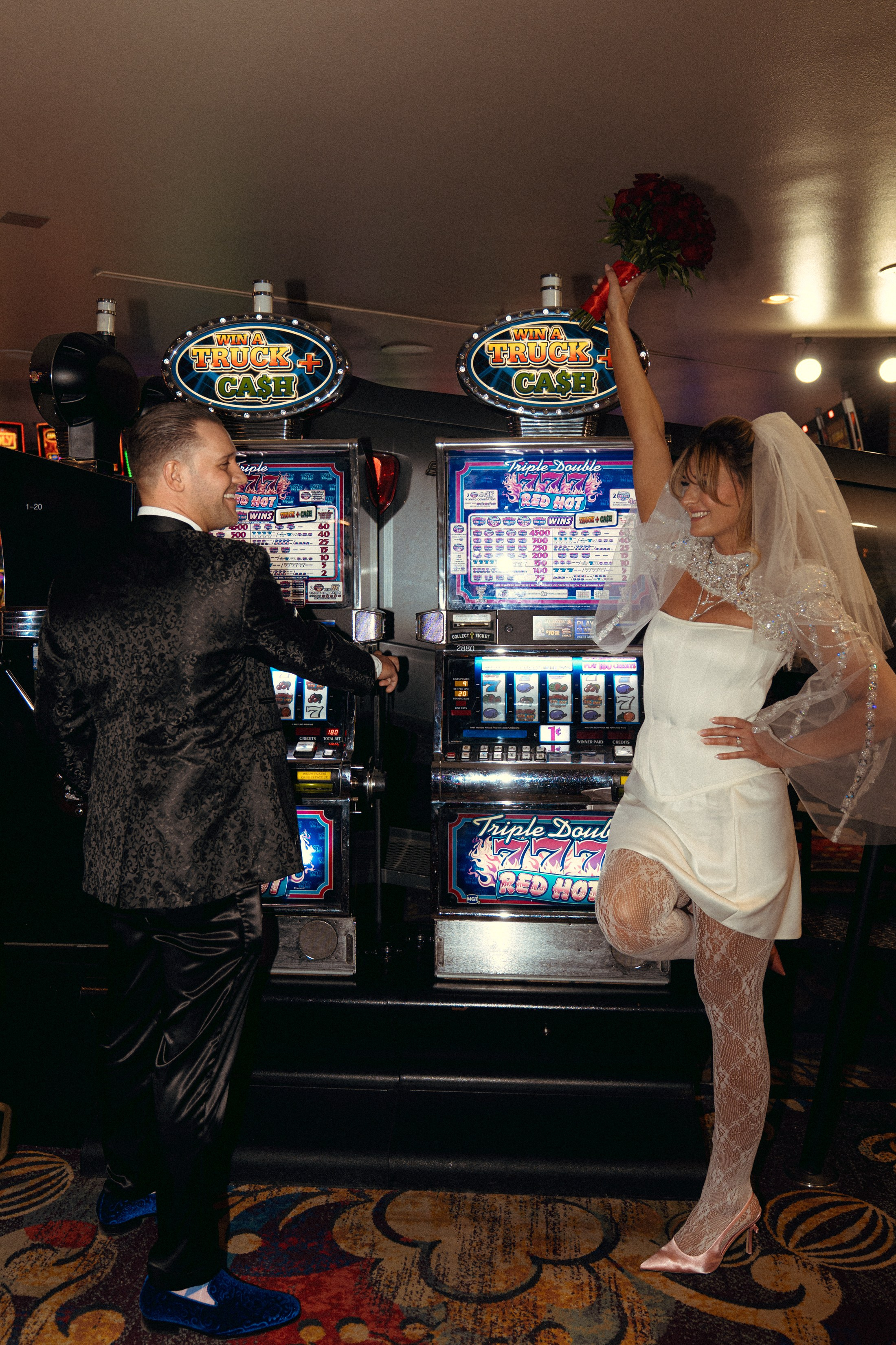 P&J. Wedding & elopement photographer Viktoriya Kravtsov. Las Vegas