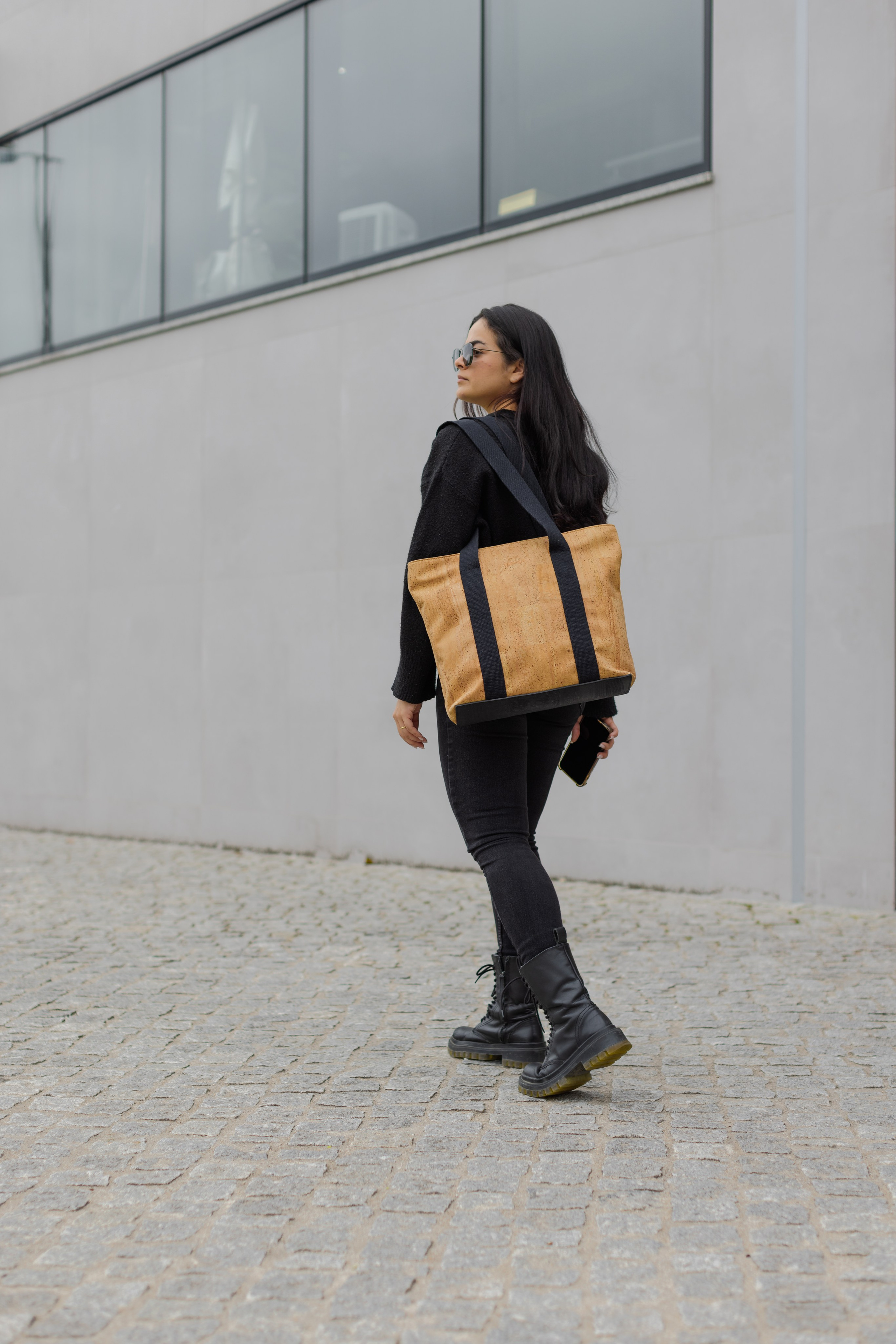 CORKOR. ESTUDIO DOZE