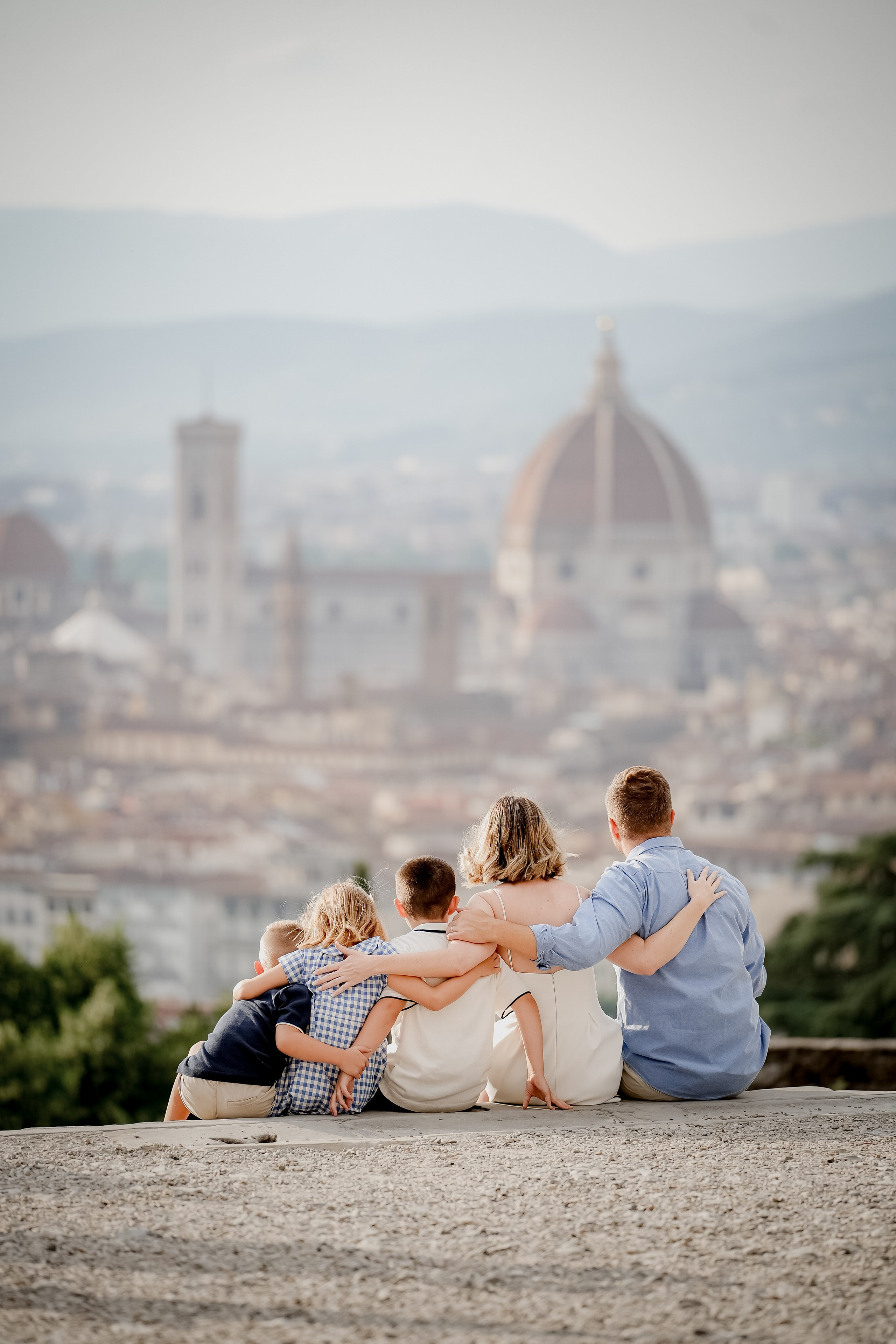 Mandy and Family. Wedding Photographer in Italy