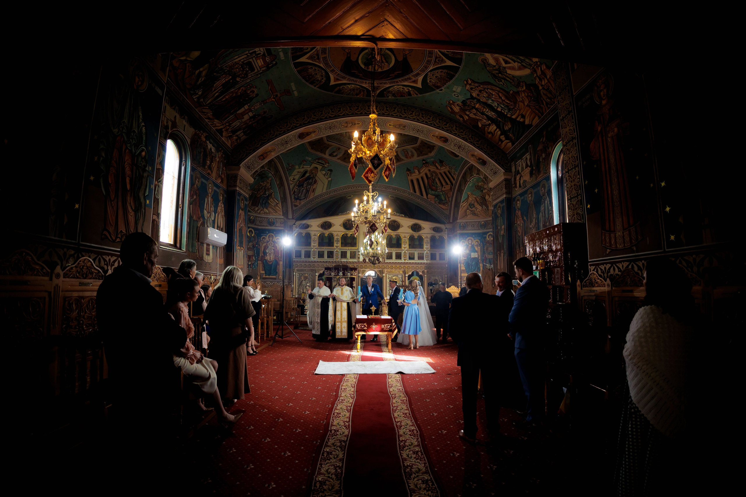 Loredana & Emilian – Ziua Nunții | Videografie - fotografie Botez Suceava, Iași, Botoșani. Servicii foto-video profesionale, pentru momente de neuitat