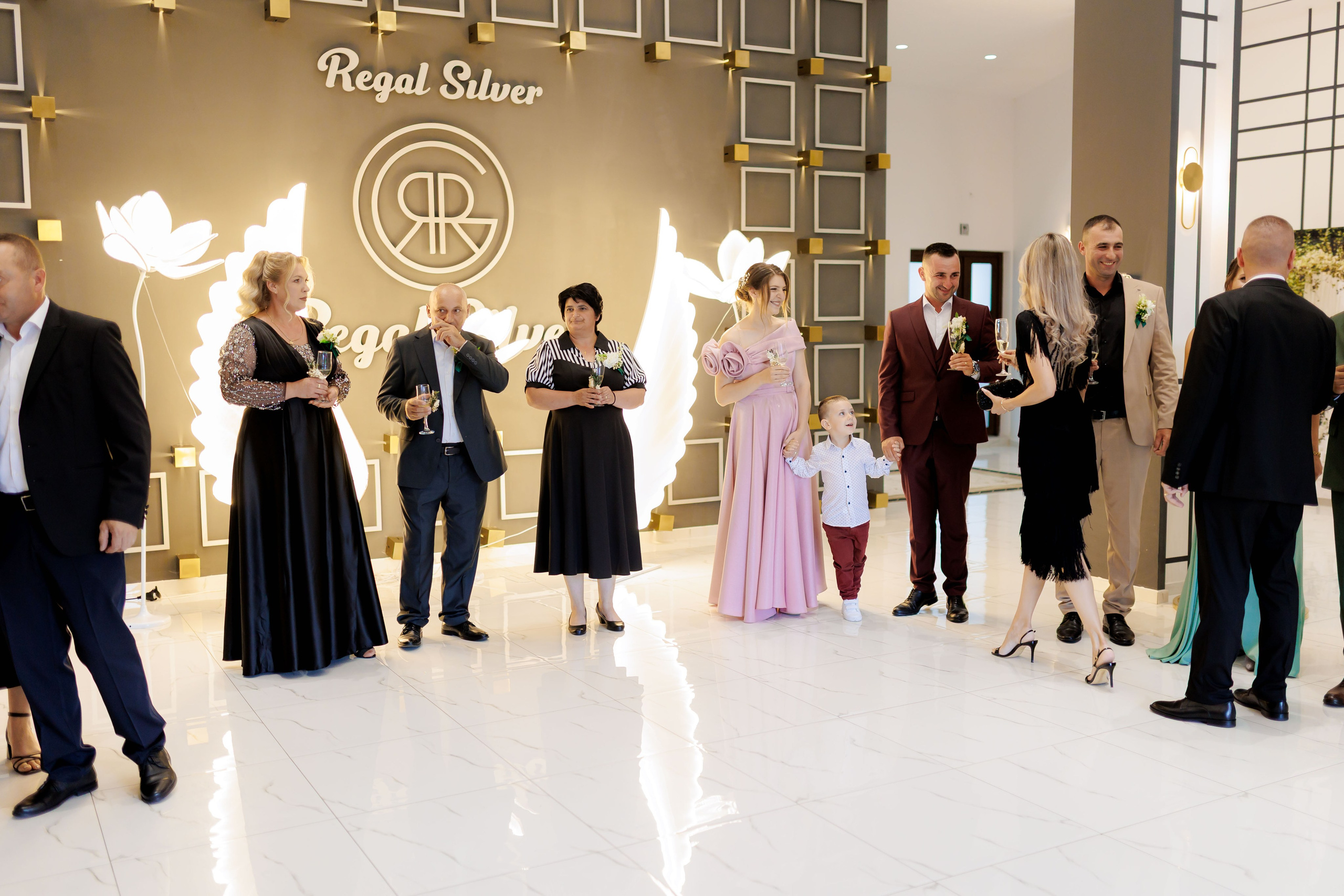 Nunta Nicoleta & Răzvan | Fotografie & Videografie Profesională. Servicii foto-video profesionale, pentru momente de neuitat