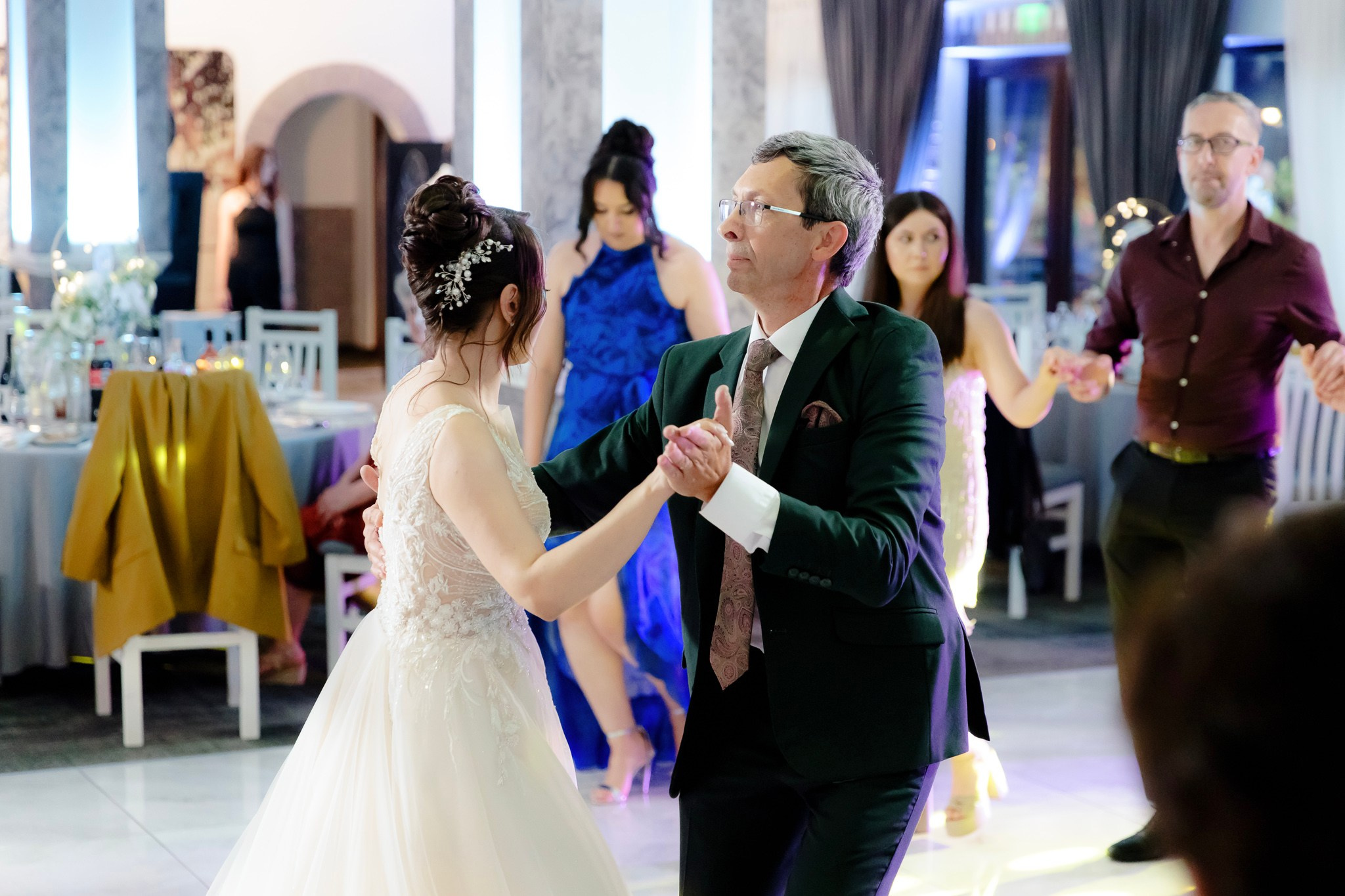 Ioana & Ionuț | Nuntă de poveste la Păstrăvăria Poiana din Mălini județul Suceava. Servicii foto-video profesionale, pentru momente de neuitat