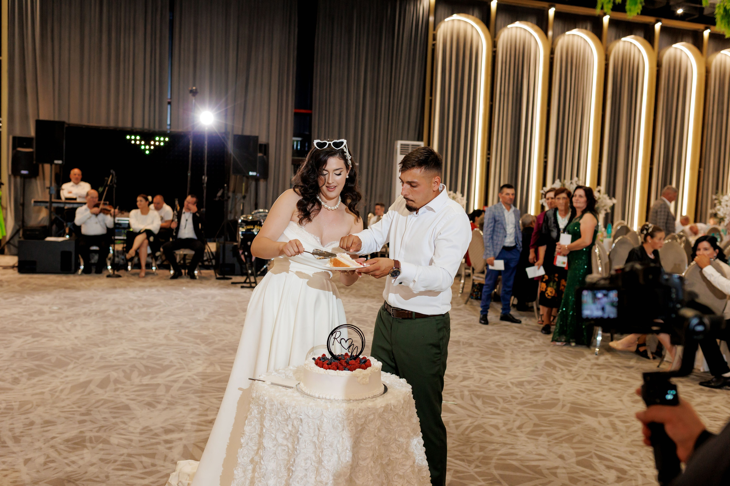 Nunta Nicoleta & Răzvan | Fotografie & Videografie Profesională. Servicii foto-video profesionale, pentru momente de neuitat