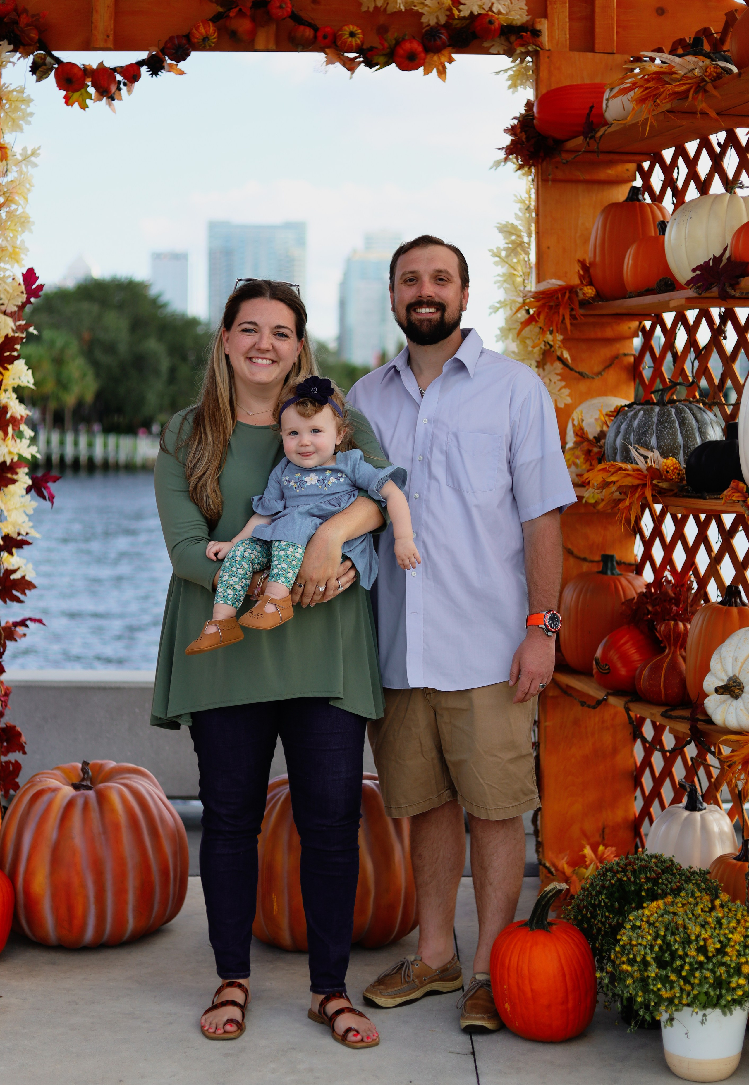 Family photo shoot and love story  tampa florida