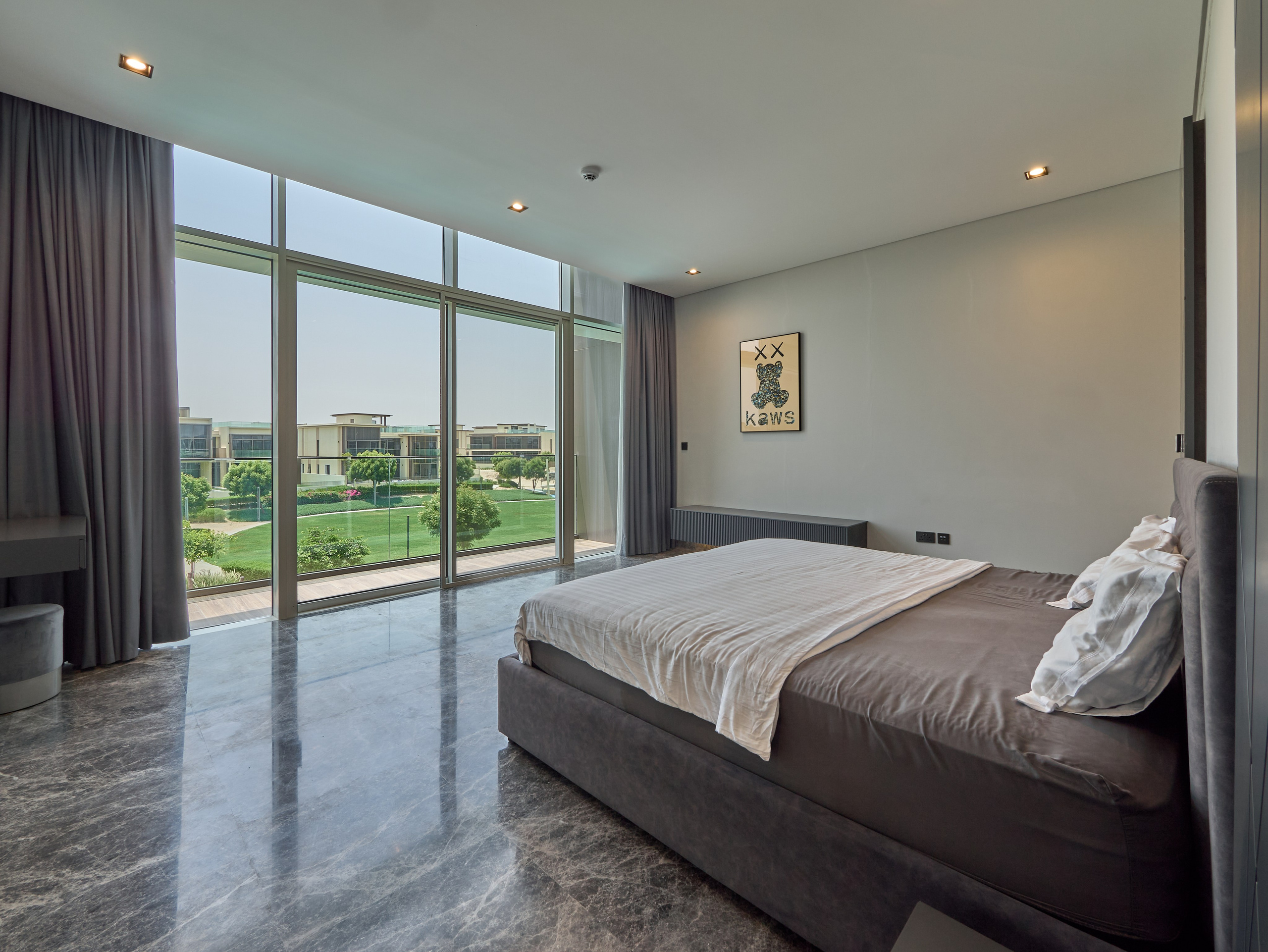 Real Estate Photography in Dubai — Interior & Villa Photos for Bayut, Airbnb, Property Finder. Hotel Photographer in Dubai — Interiors & Commercial by Oleg Novikov