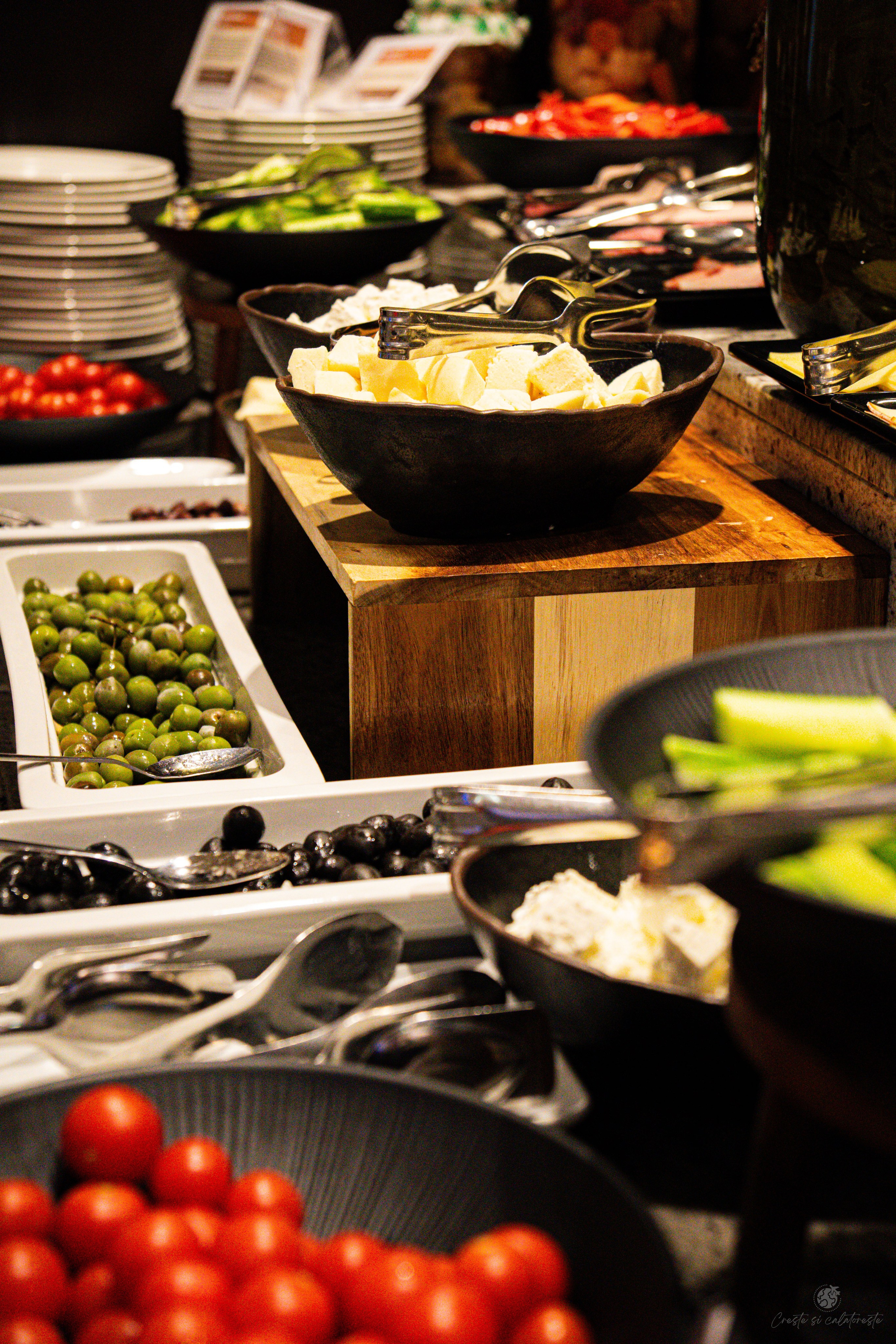 Ana Hotels. Creste si calatoreste