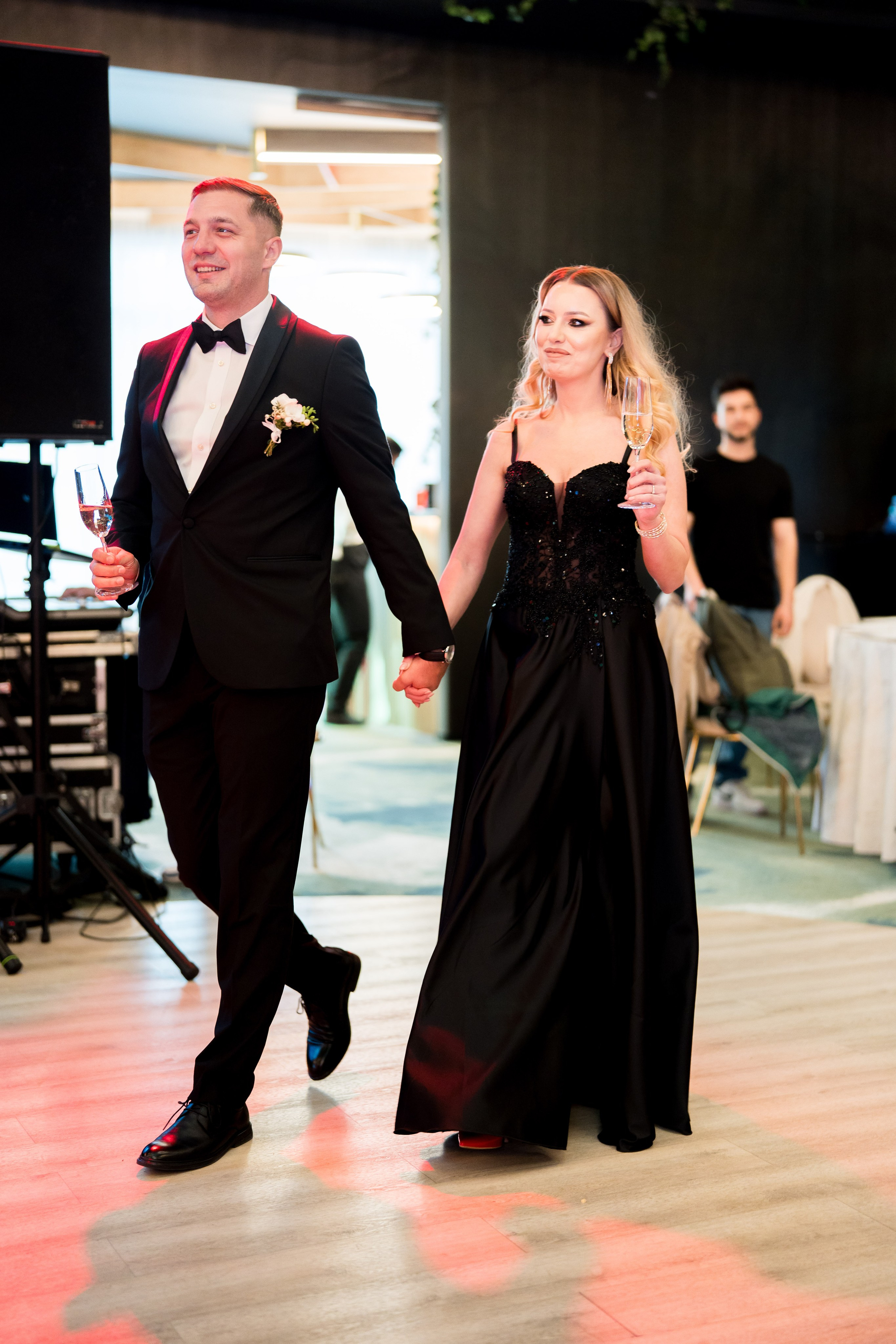 PARTY. Gabriel Florea — Fotograf nuntă București