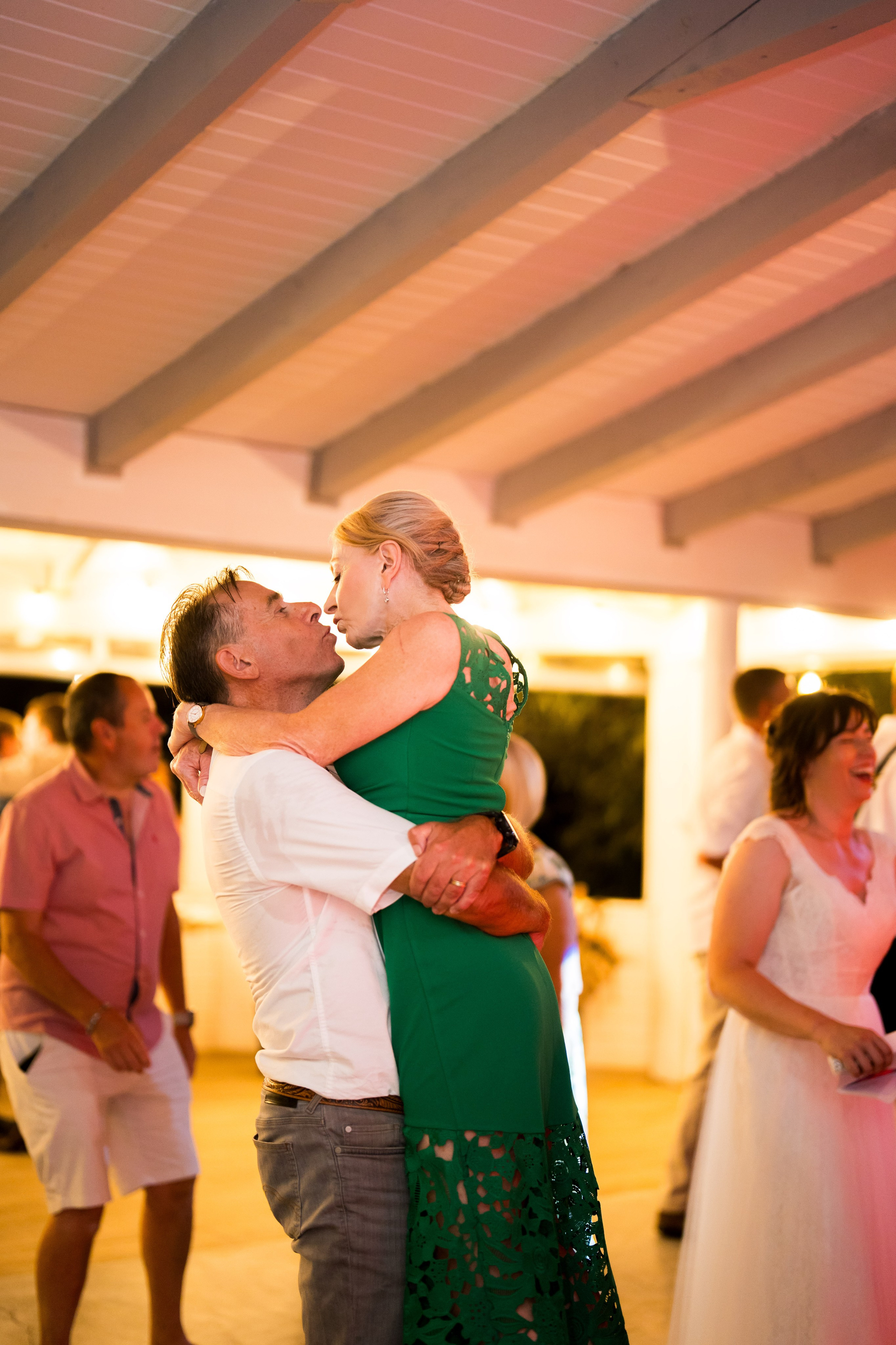 PARTY. Gabriel Florea — Fotograf nuntă București