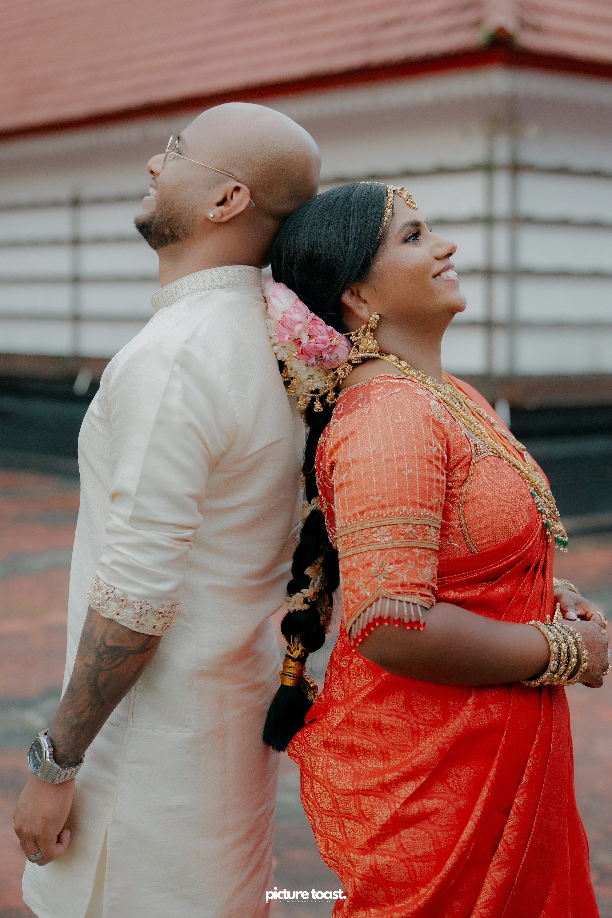 Traditional Kerala Hindu Wedding Ft. Anusree & Vishnu. Fine art Wedding Photographers in India & Canada