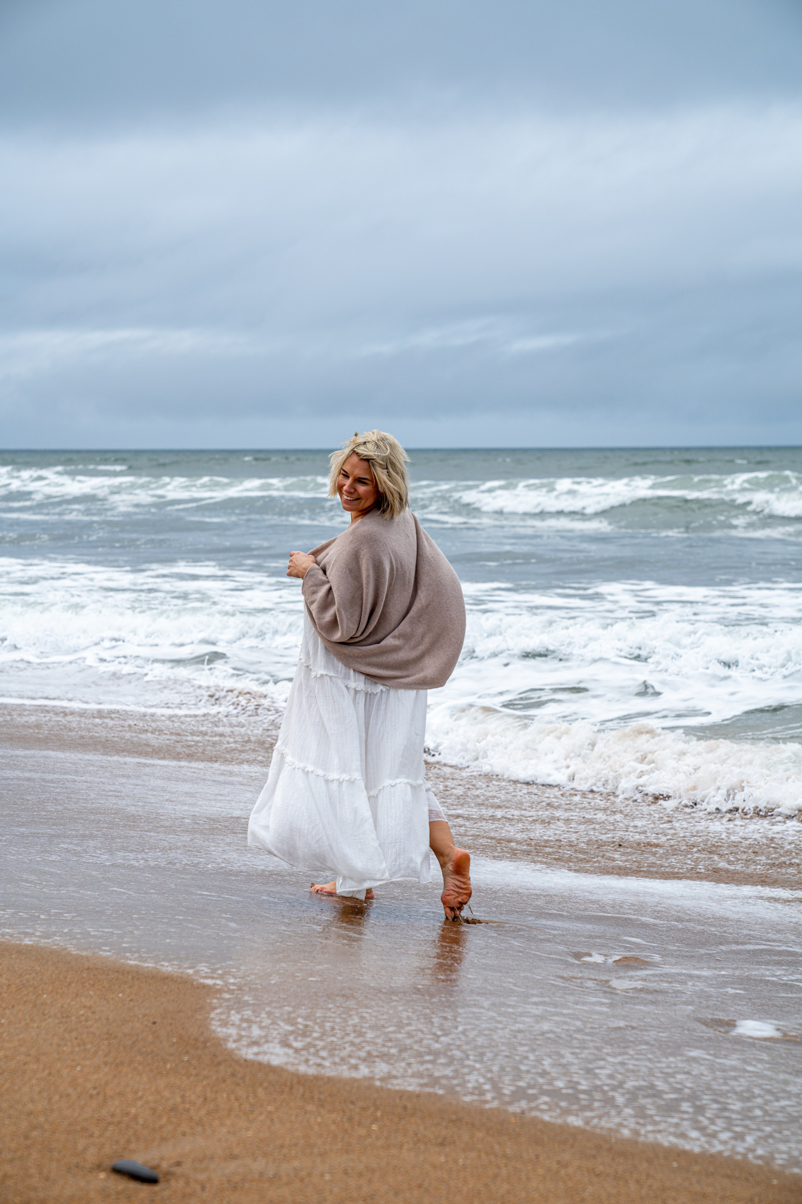 portrait photography, seaside photo session, Seaton Sluice, freedom to be yourself, body positive after 45
