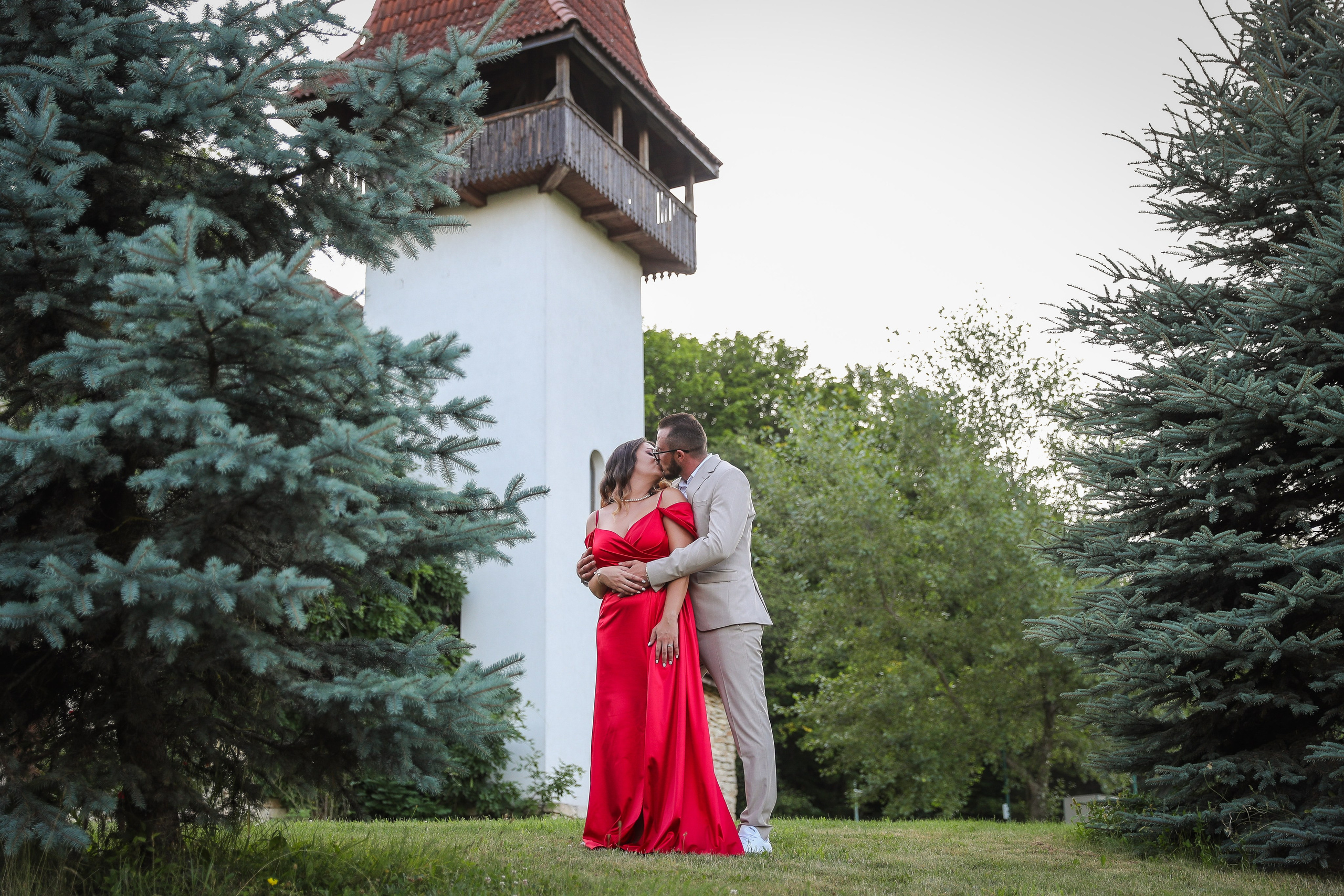 Nunta Anastasiei și a lui Ionuț de la SunGarden Cluj-Napoca a fost o “nunta de vis”. Rares Bucur is a professional wedding photographer based in Cluj-Napoca, Romania, specializing in wedding photography