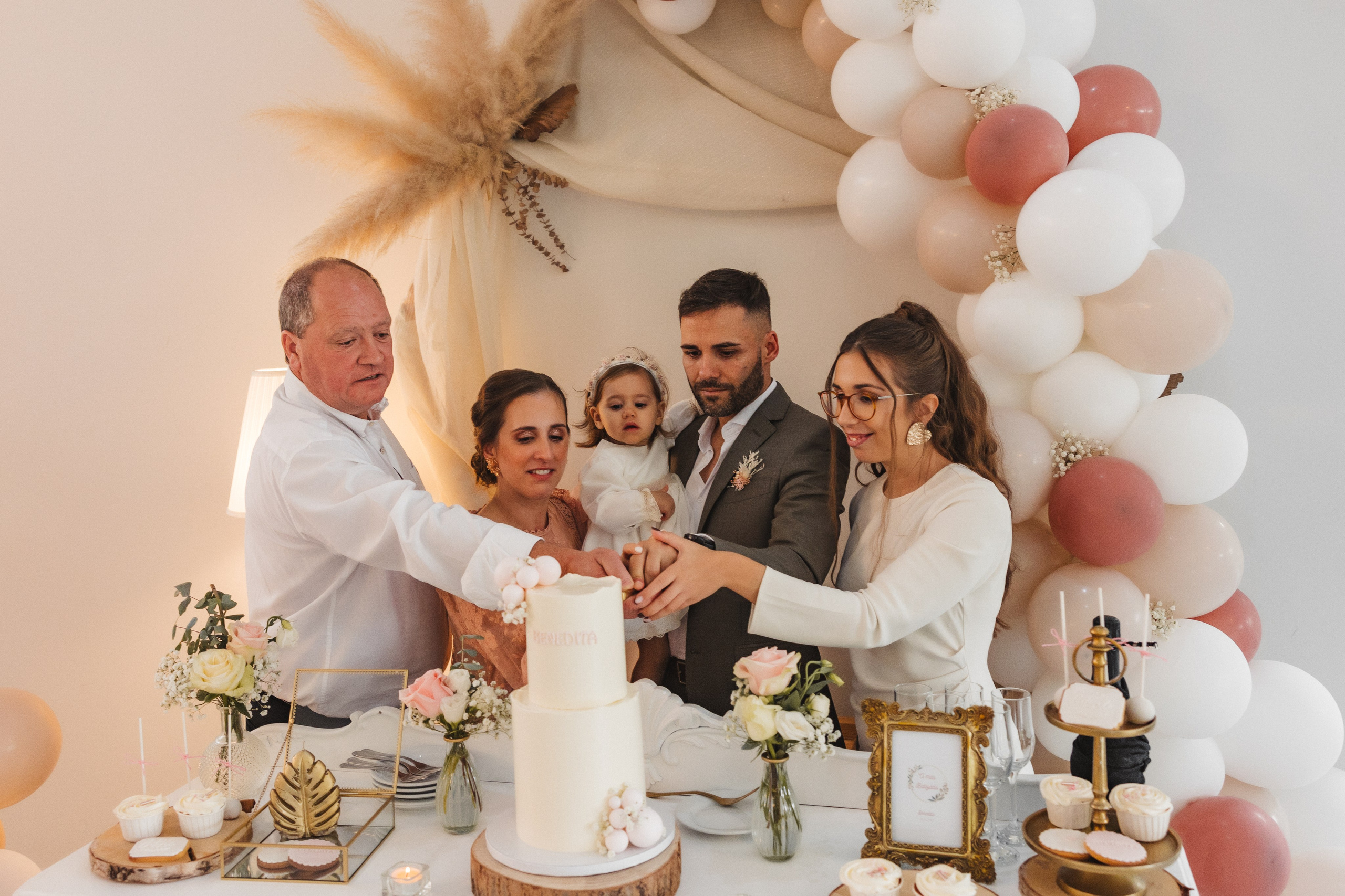 Batizado da Benedita. Photographe de mariage et de famille à Braga — Alexandra Mieres Photography