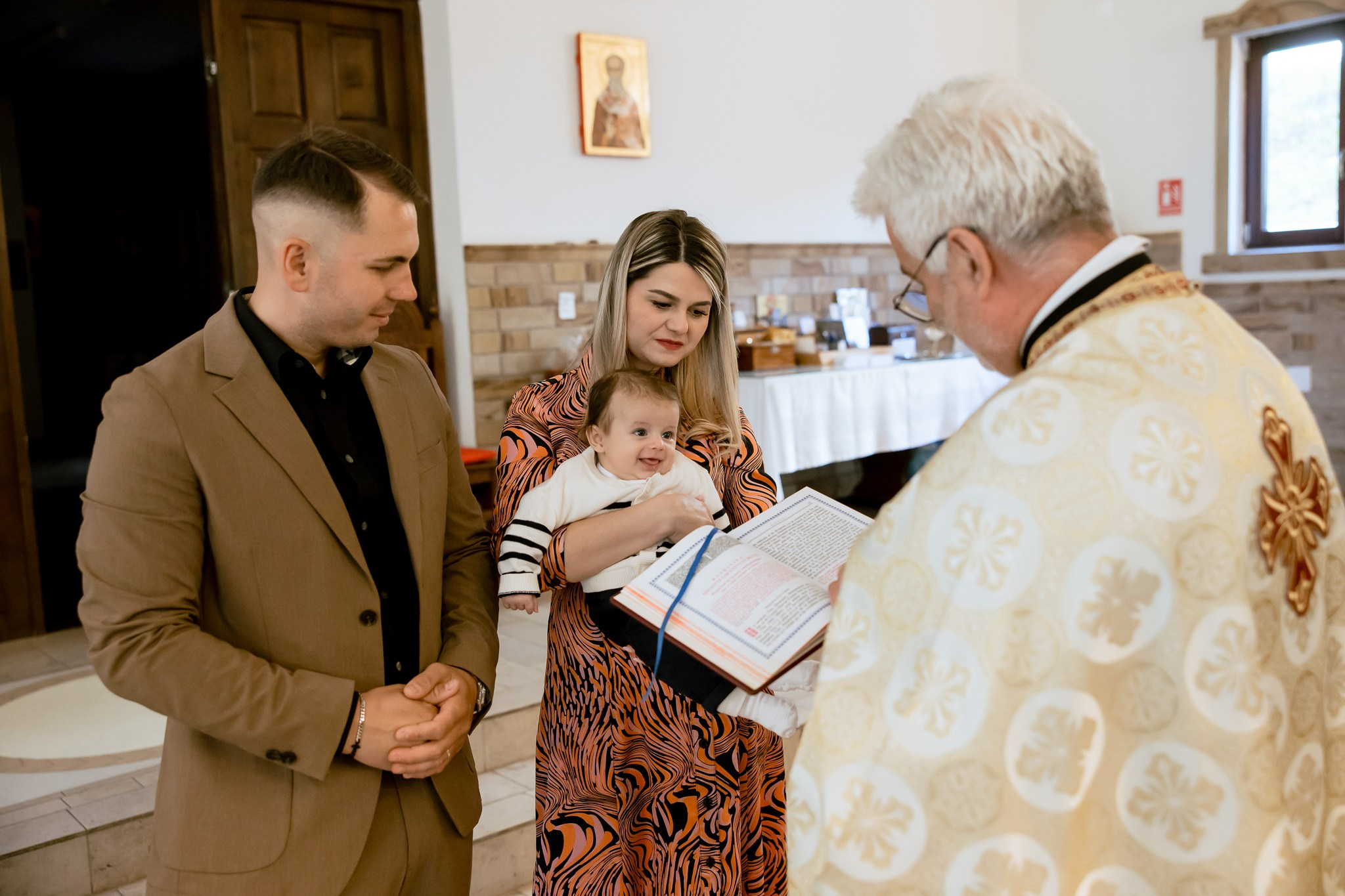 Botez. Portré 📸 Photographer | Newborn photos • Maternity photos • Engagements • Weddings • Events • Portraits • Families • Birthdays • Parties