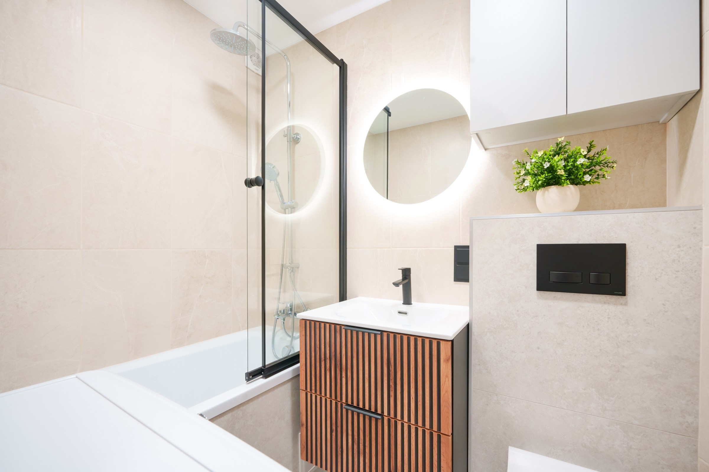 Tuskulėnų g. 8. Elina Sapiega fotografė Vilniuje