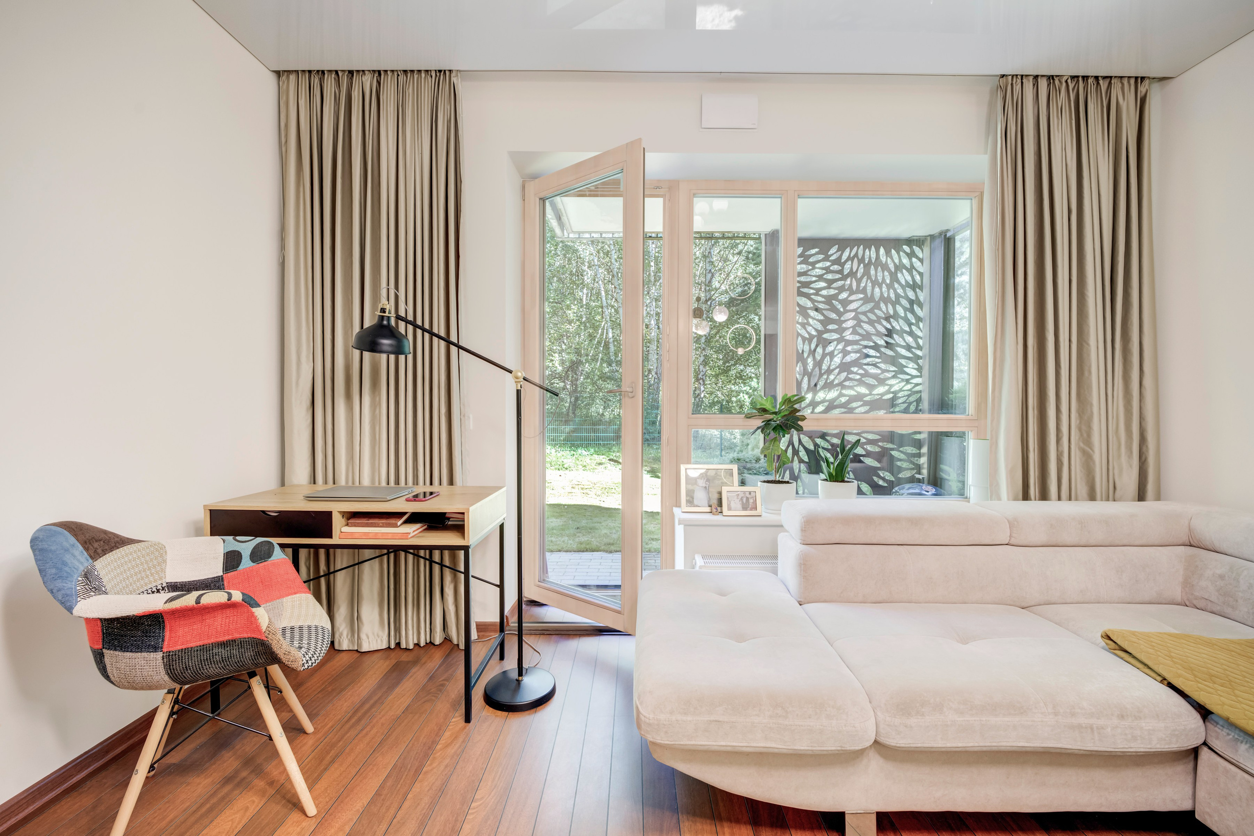 Mokslininkų g. 7. Elina Sapiega fotografė Vilniuje