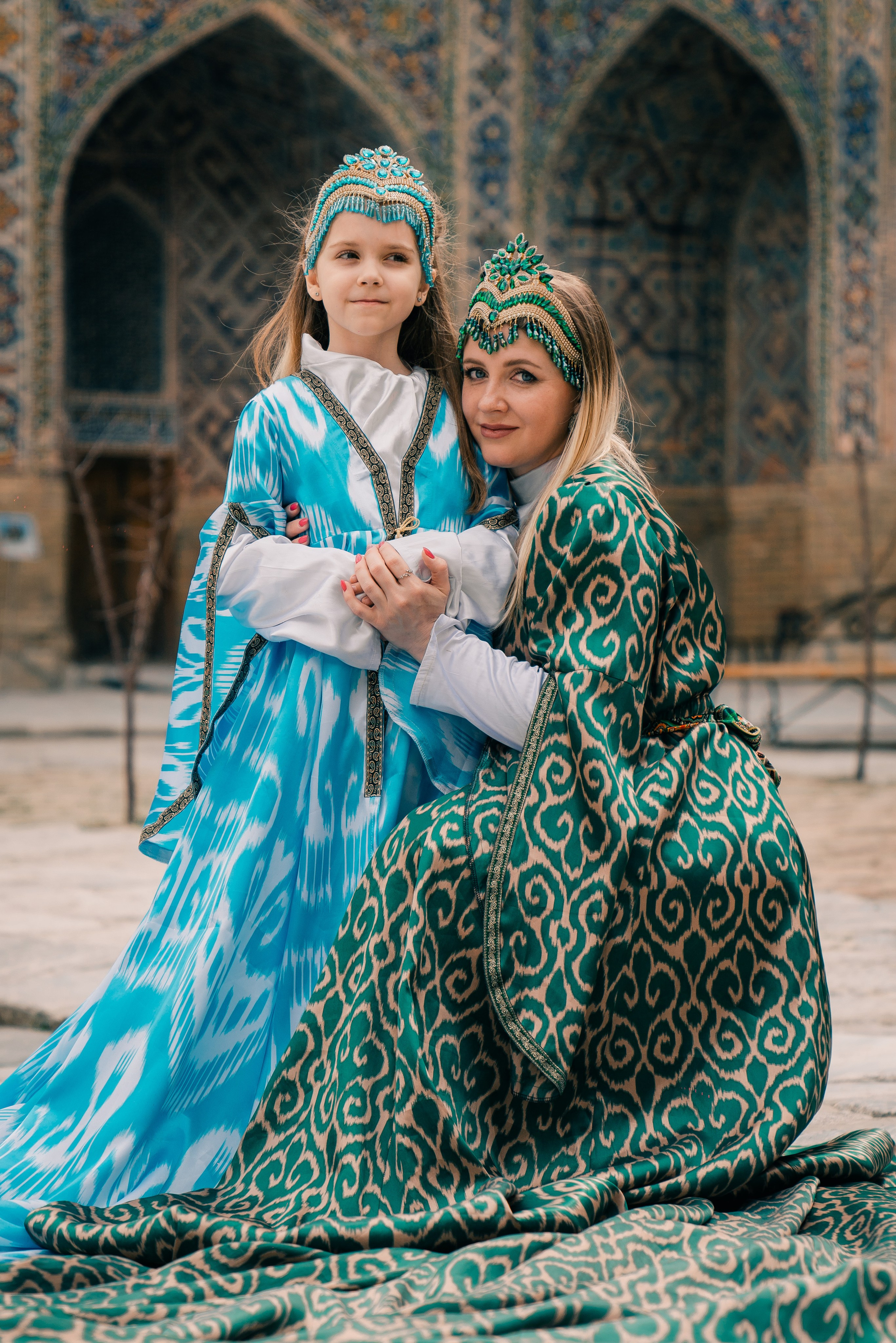Фотосессия мама и дочка – Памятные моменты семейной любви. Фотограф в Узбекистане и Самарканде Джасур Марупов