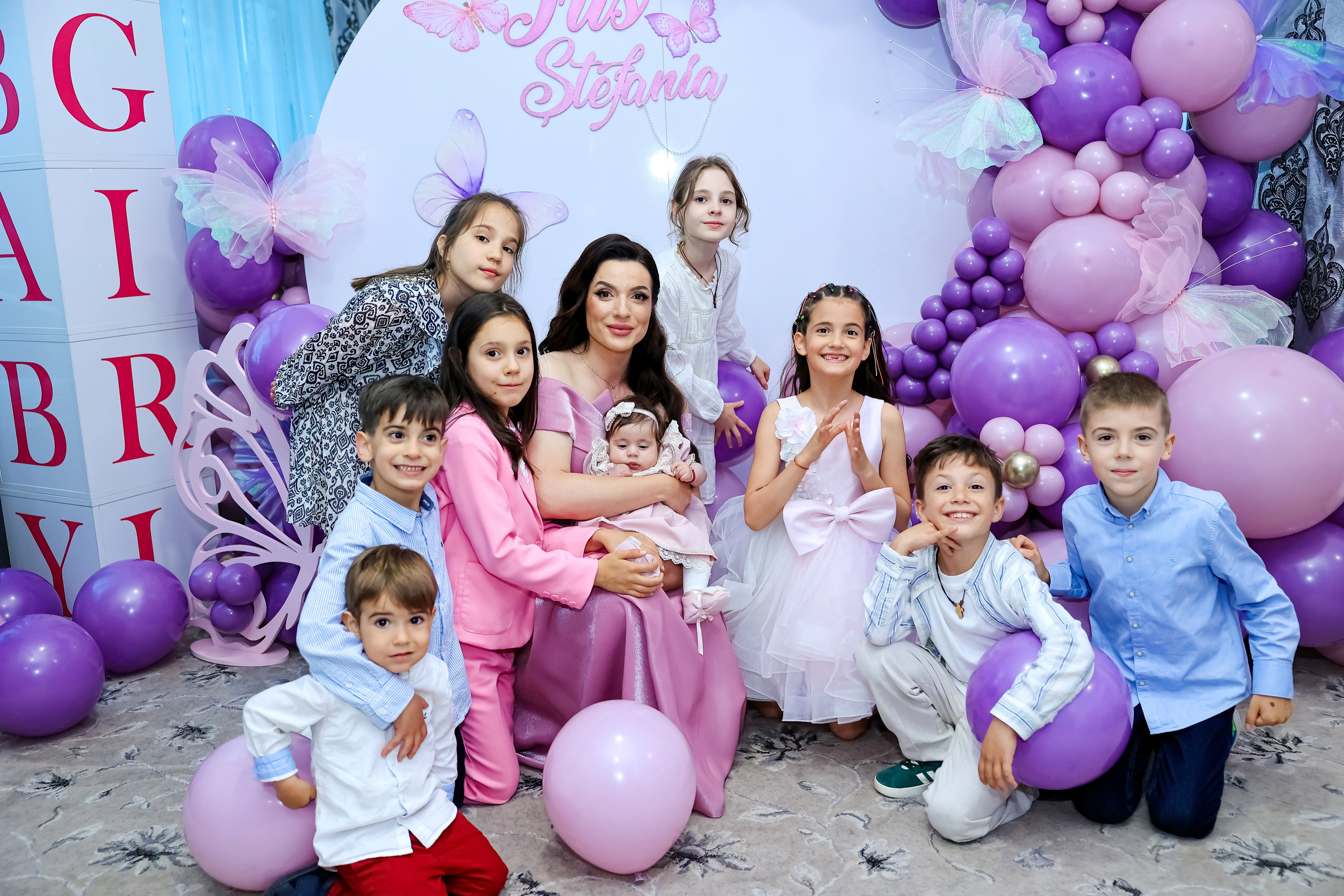 Iris Stefania. Moments By Gub