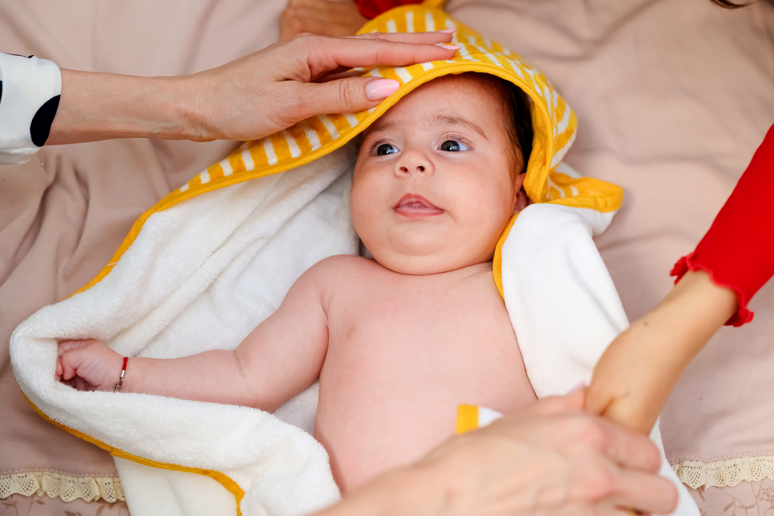 Iris Stefania. Moments By Gub