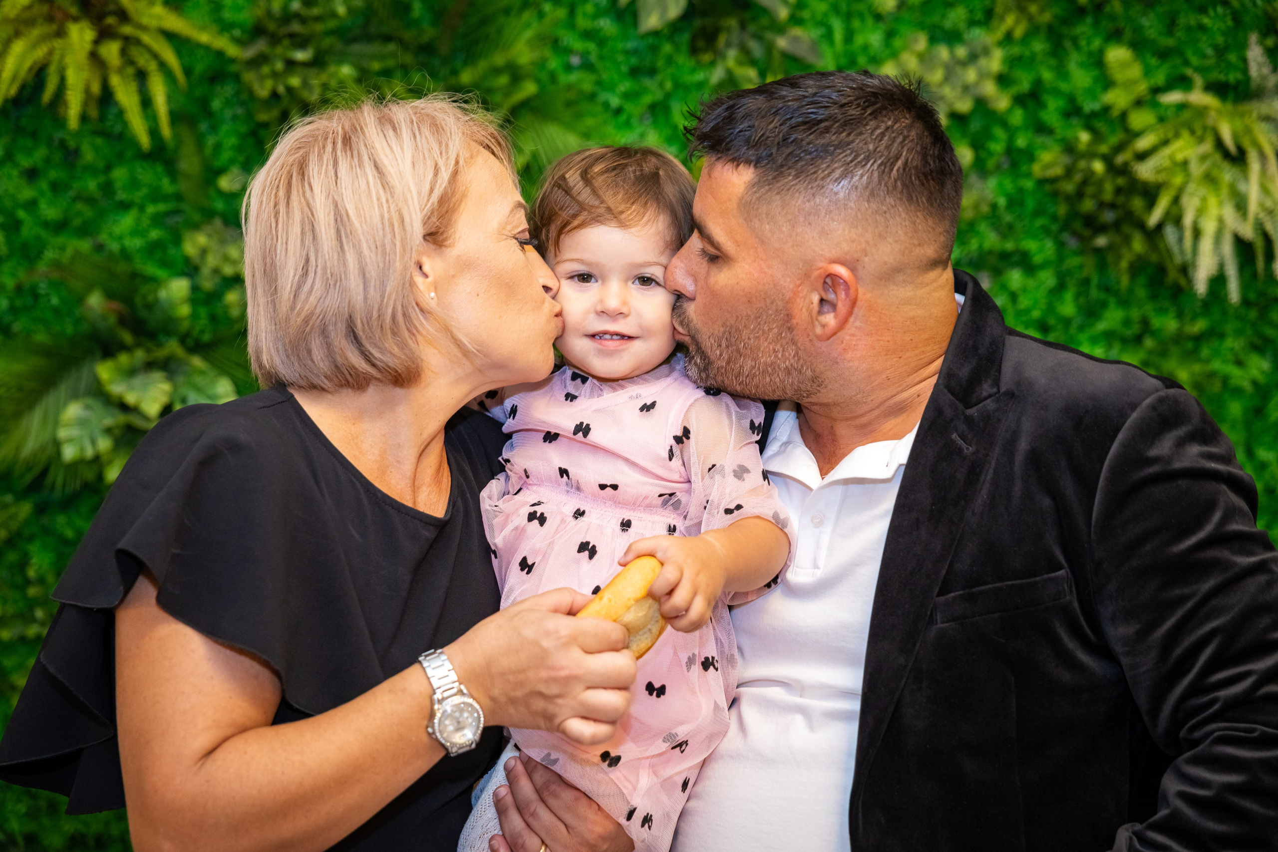 Andrei Sebastian. Moments By Gub