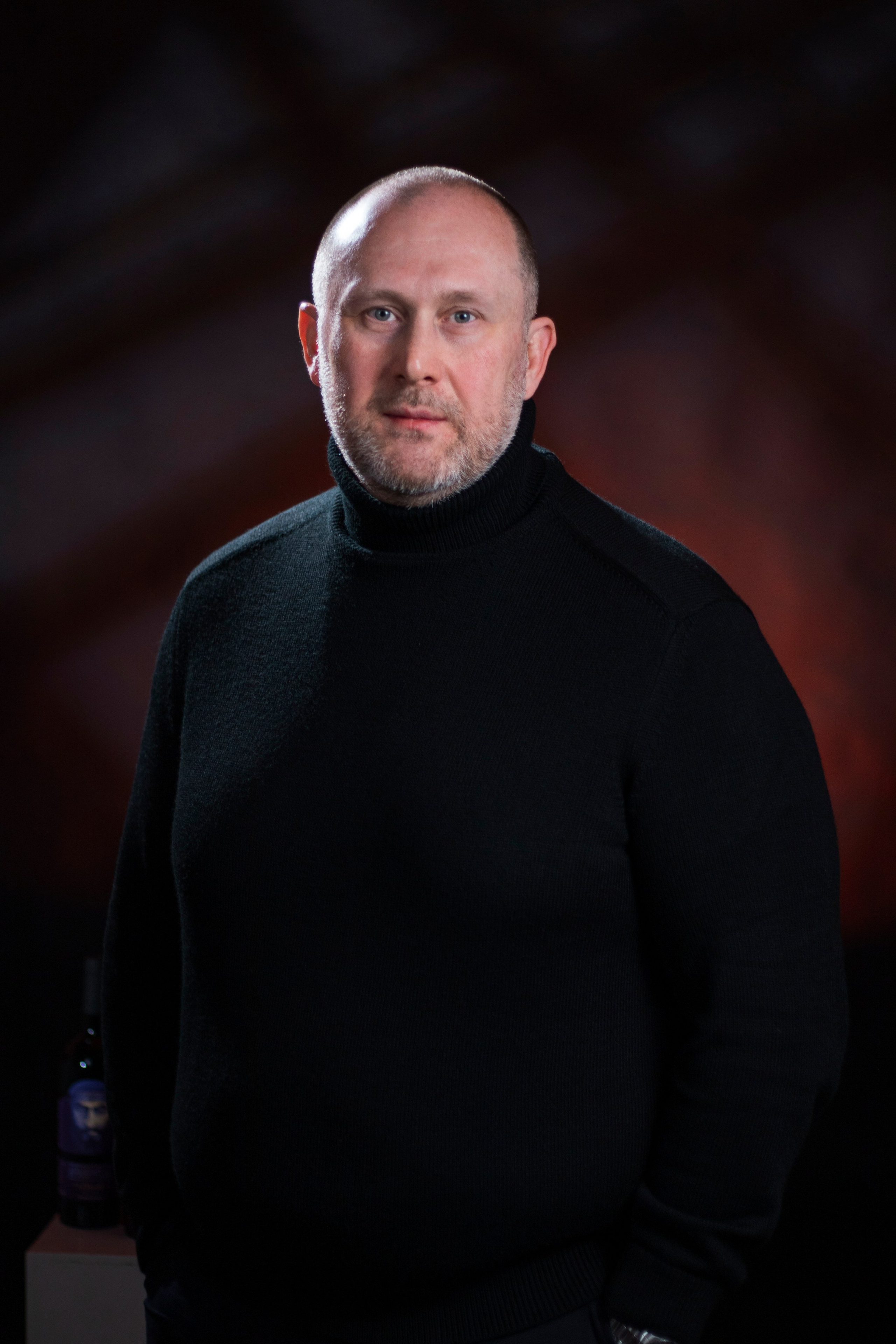 სტუდიური და გარე ფოტოსესიები. Clapp Studio