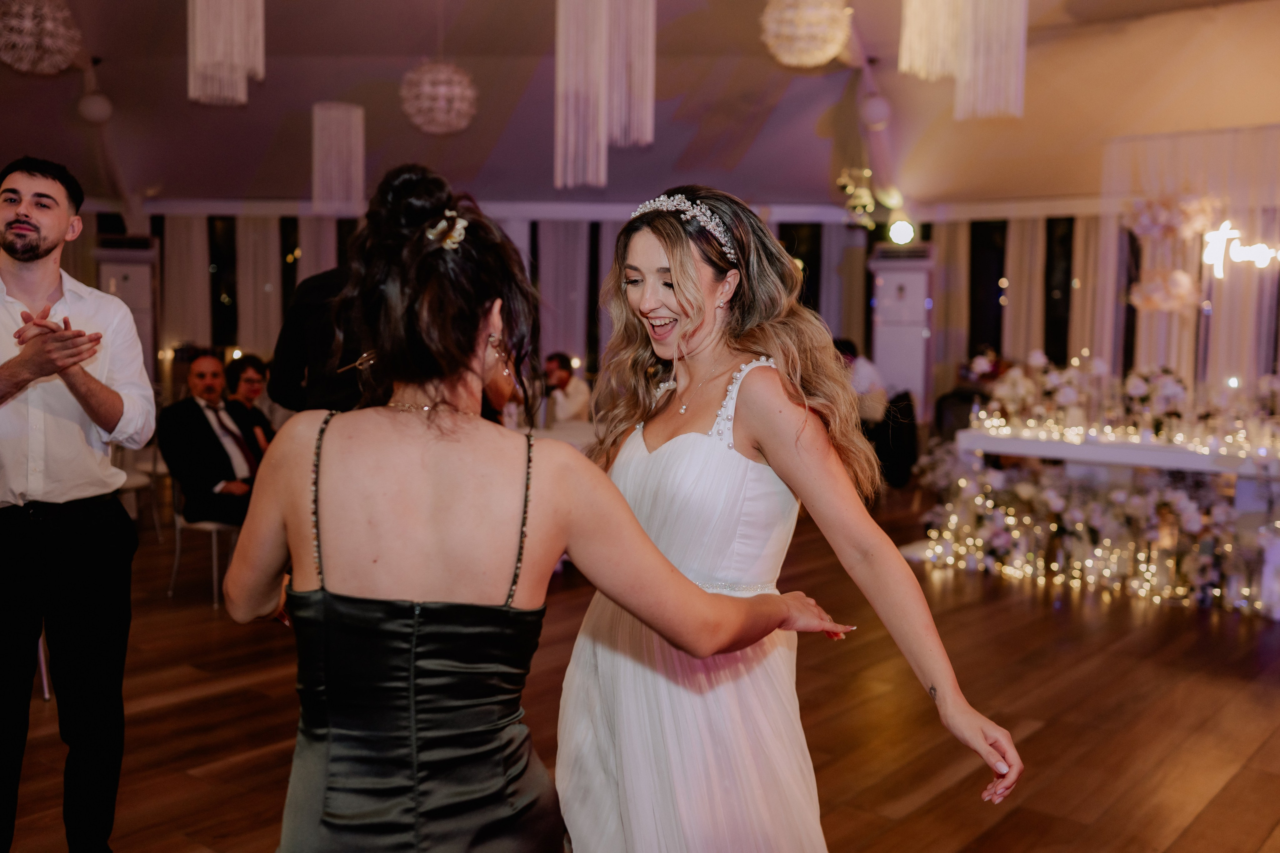 Madalina + Cosmin | Wedding day. Proud Vision Weddings | Wedding Photography & Film — Servicii profesionale Foto Video Nunta Iasi