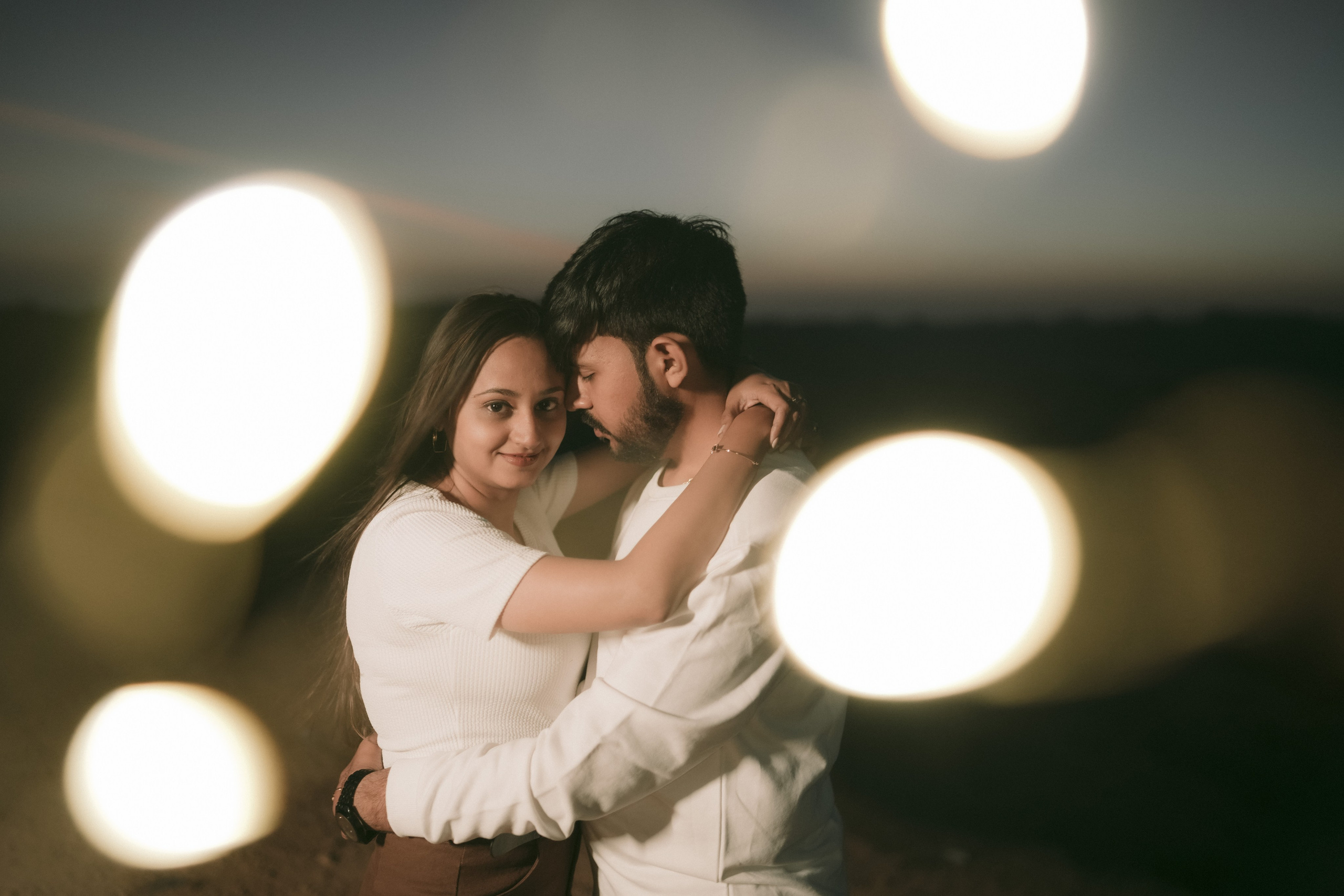 COUPLE SESSIONS. Love Emotions Weddings