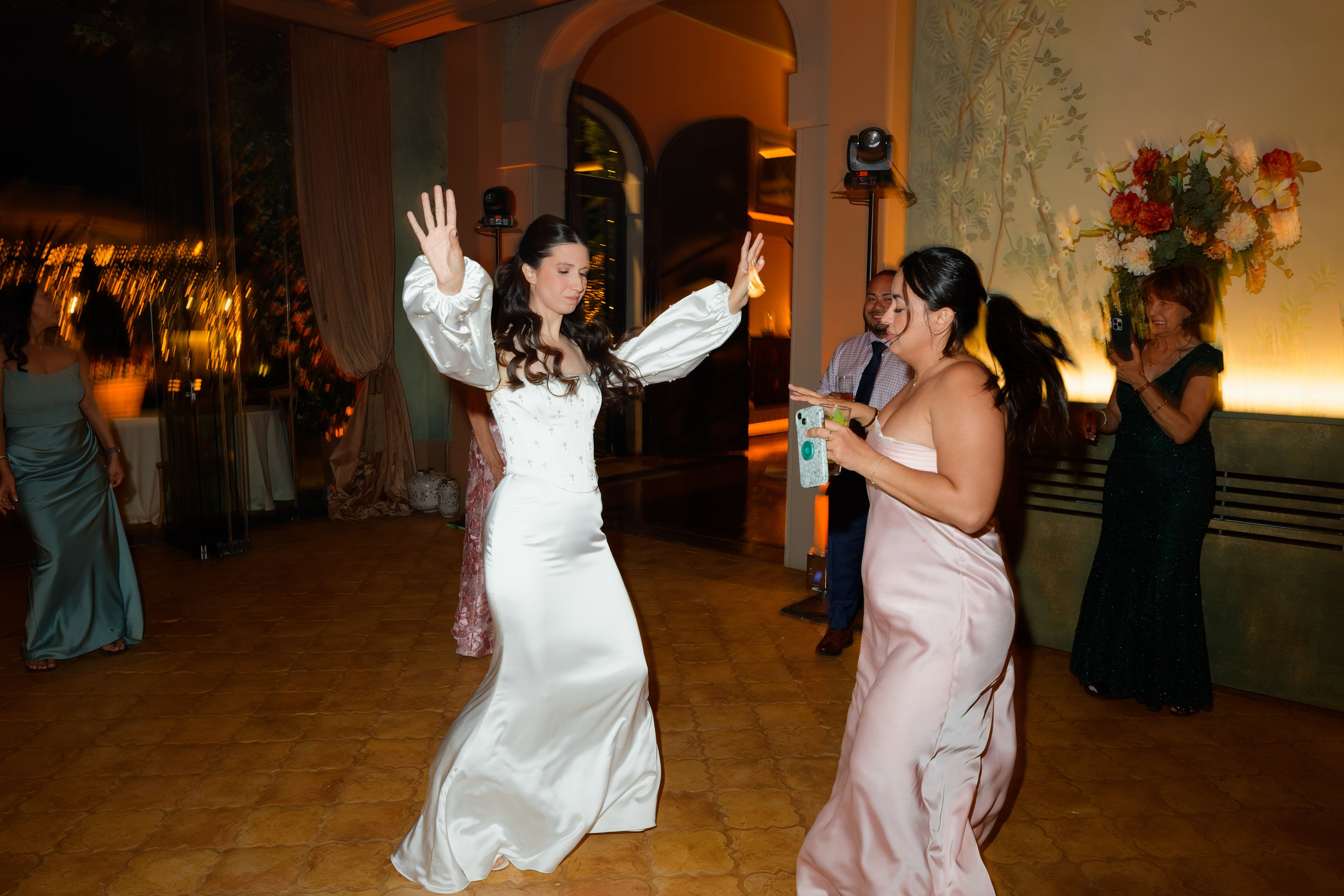 Ashlyn. Destination Wedding Photographer — Nikita Burtsev
