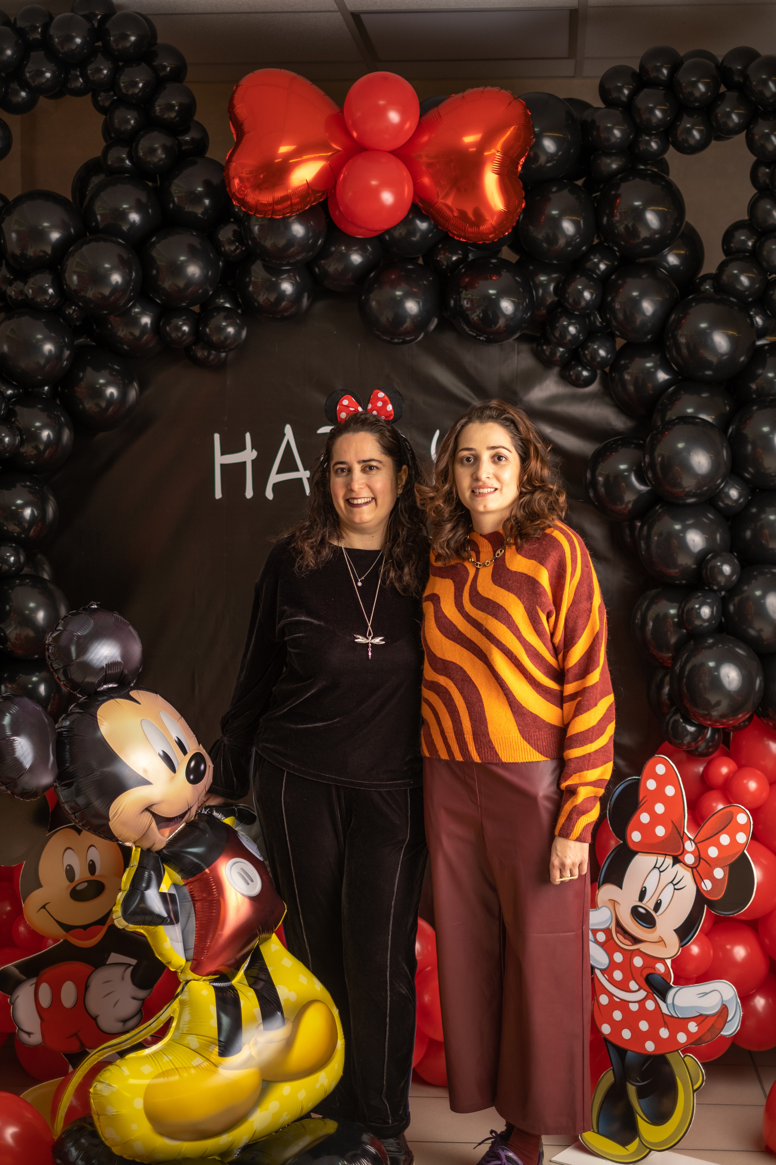 Micky Maus Party mit Golden Surprise im Wunderhaus Cafe. Neugeborene, Baby und Familien Fotografie im Raum Neuss-Düsseldorf