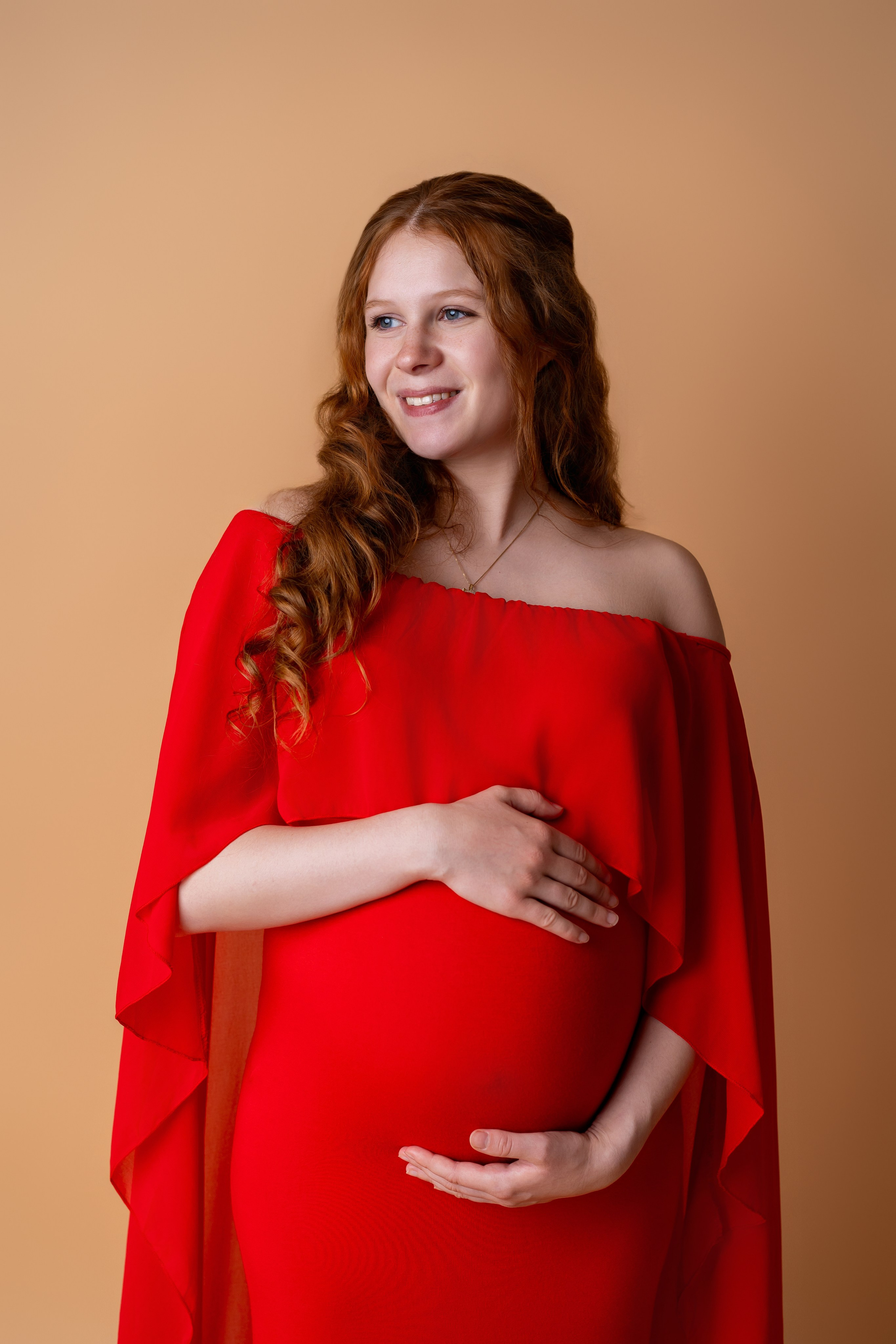 Babybauchshooting in Berlin – Elegant & Natürlich
