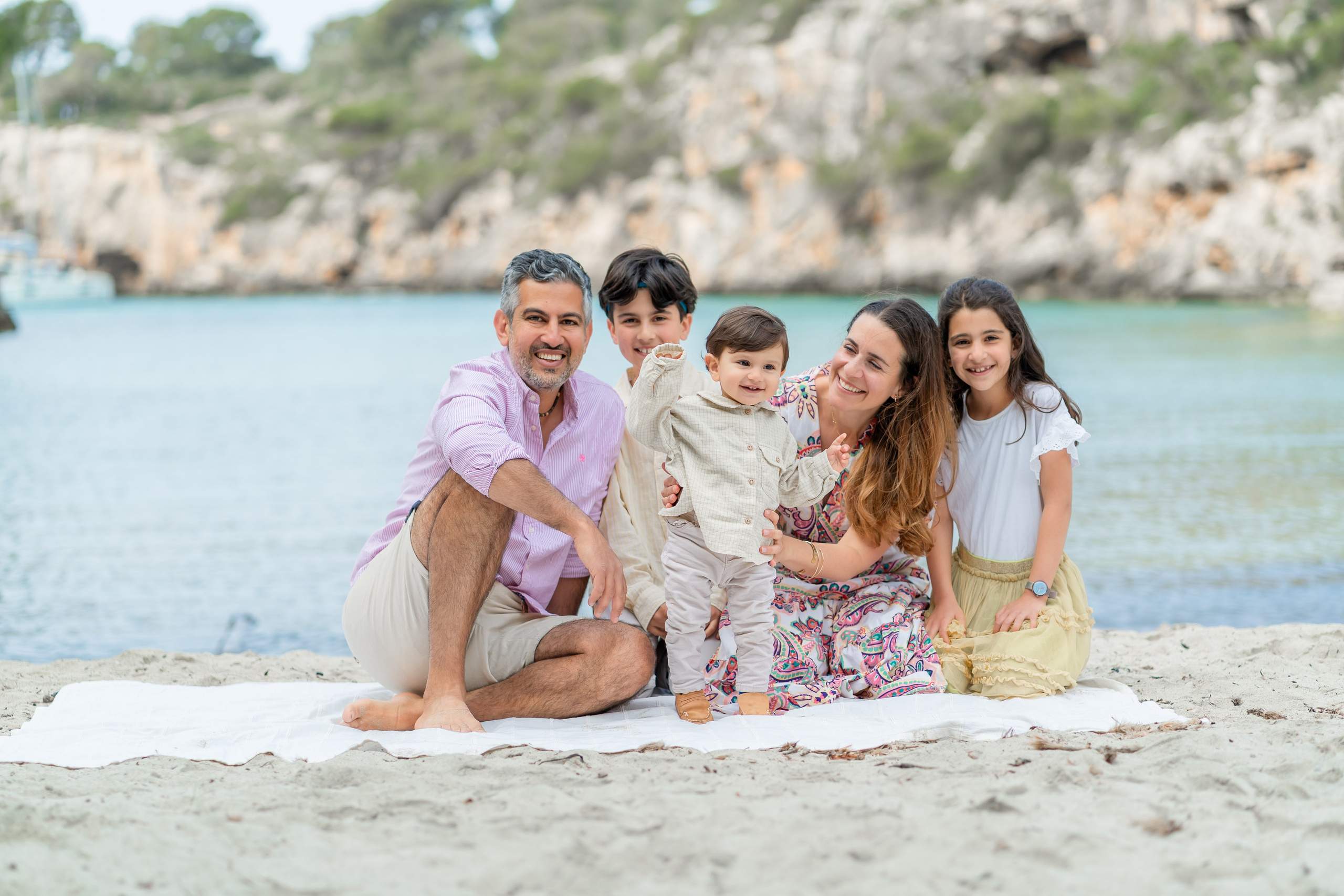 Familienshooting in Cala Pi. Deine Fotografin auf Mallorca für Familien und Business