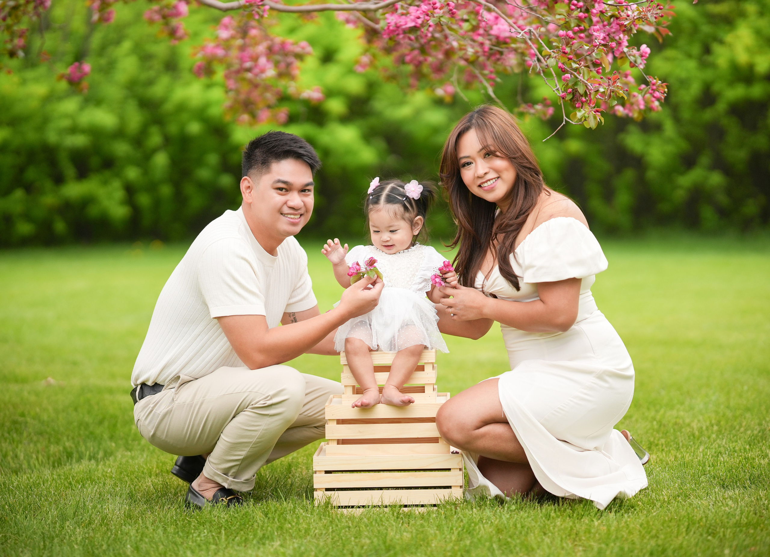 Spring Photo Day. Pashynska Photography | Calgary Wedding & Family Photographer