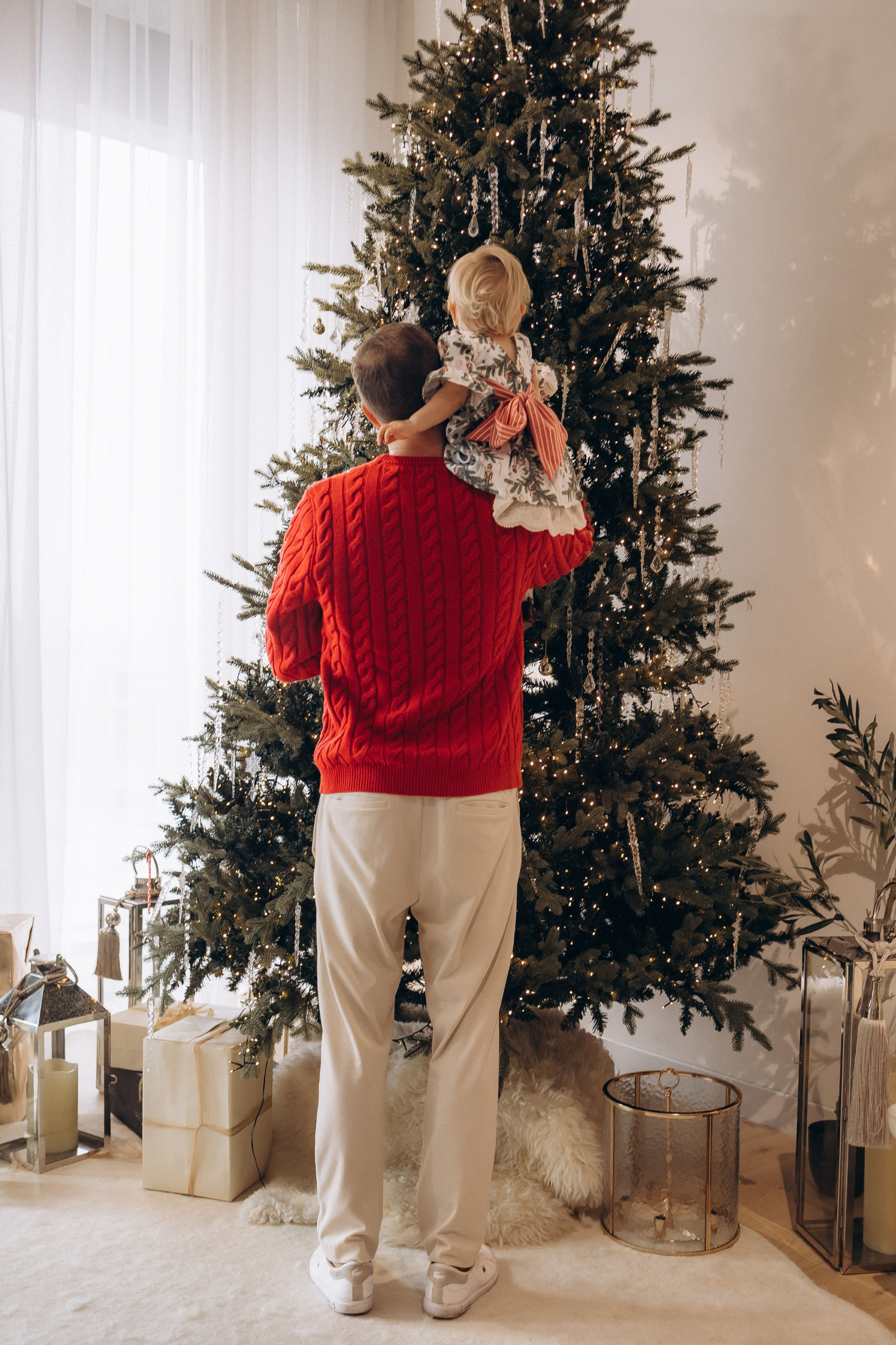 Family Christmas. Фотограф родов, семей и новорожденных малышей в Дубае