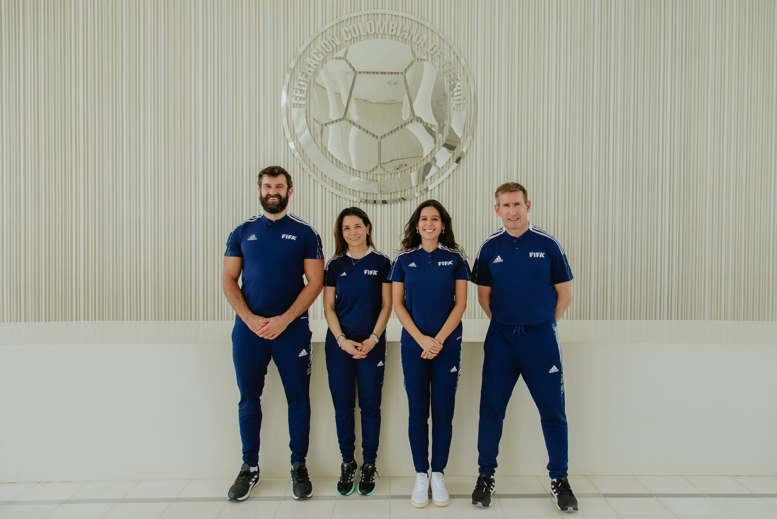 25.04.22 FIFA. DAVID YANCE | WEDDING PHOTOGRAPHER