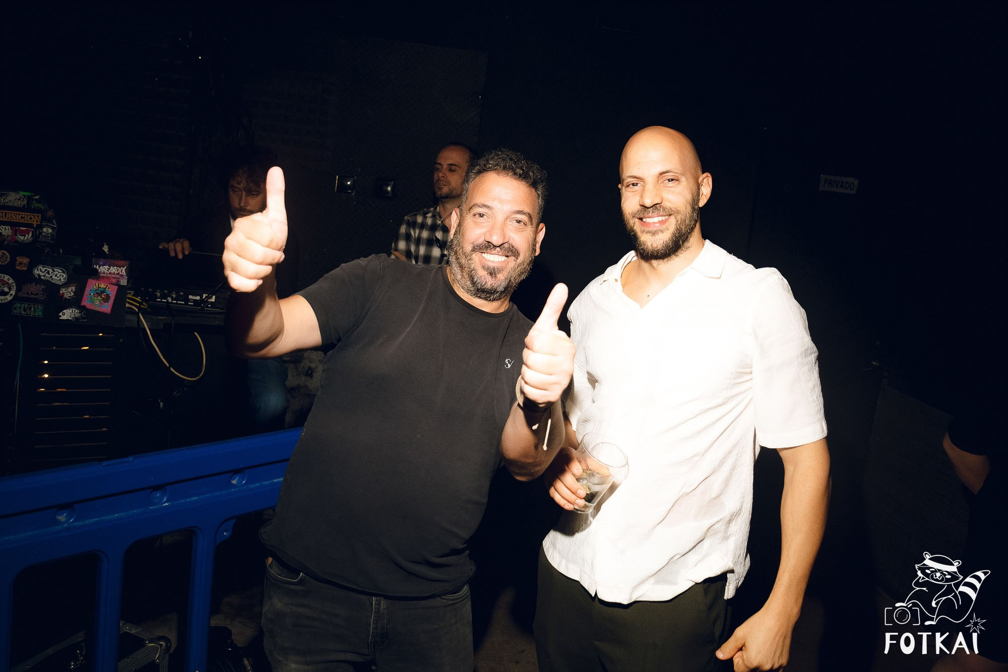 DENISDENIS — reportaje fotográfico del concierto en la Sala Marearock (Alicante) | FOTKAI