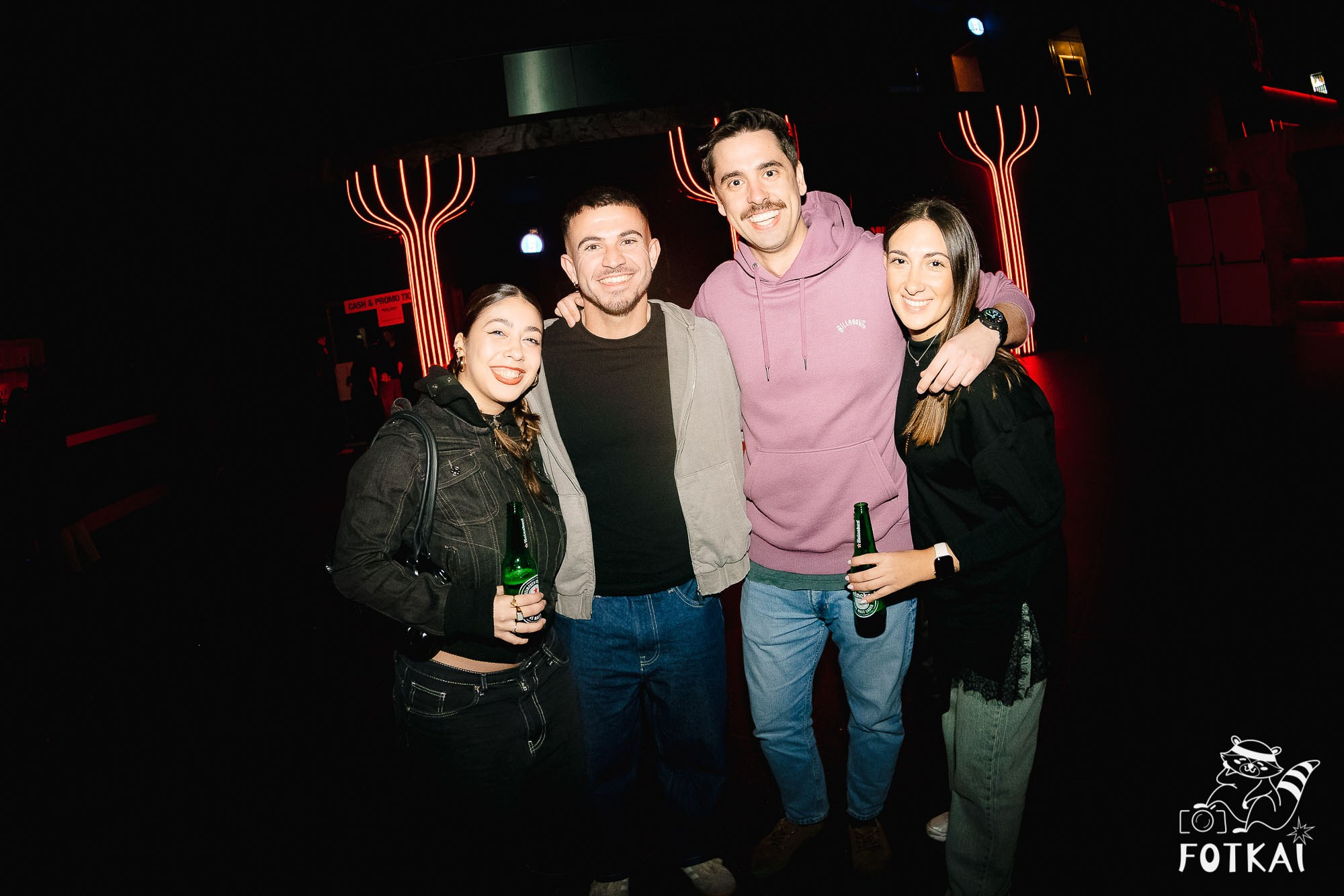 Barry B en Alicante 13 de febrero 2026: concierto épico de pop alternativo y energía en vivo | FOTKAI