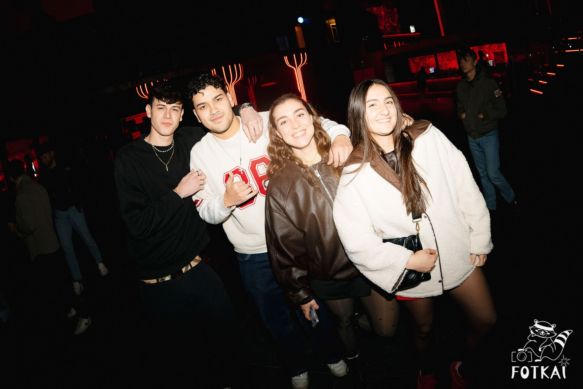 Barry B en Alicante 13 de febrero 2026: concierto épico de pop alternativo y energía en vivo | FOTKAI