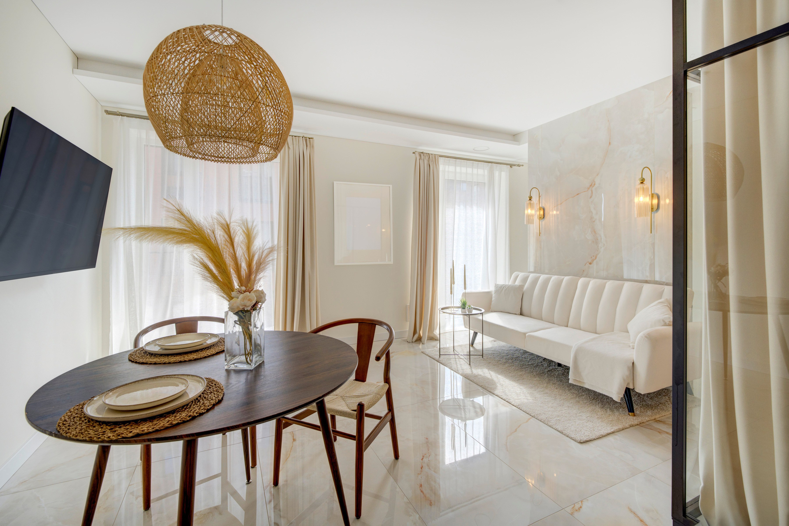 Eigulių g. 7 didelis 1 k. butas su pertvarą. Elina Sapiega fotografė Vilniuje