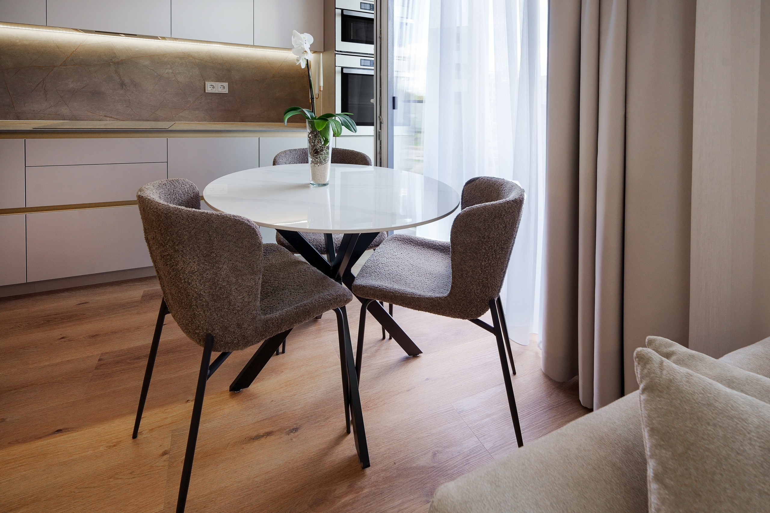 Маžvydo g. 30. Elina Sapiega fotografė Vilniuje